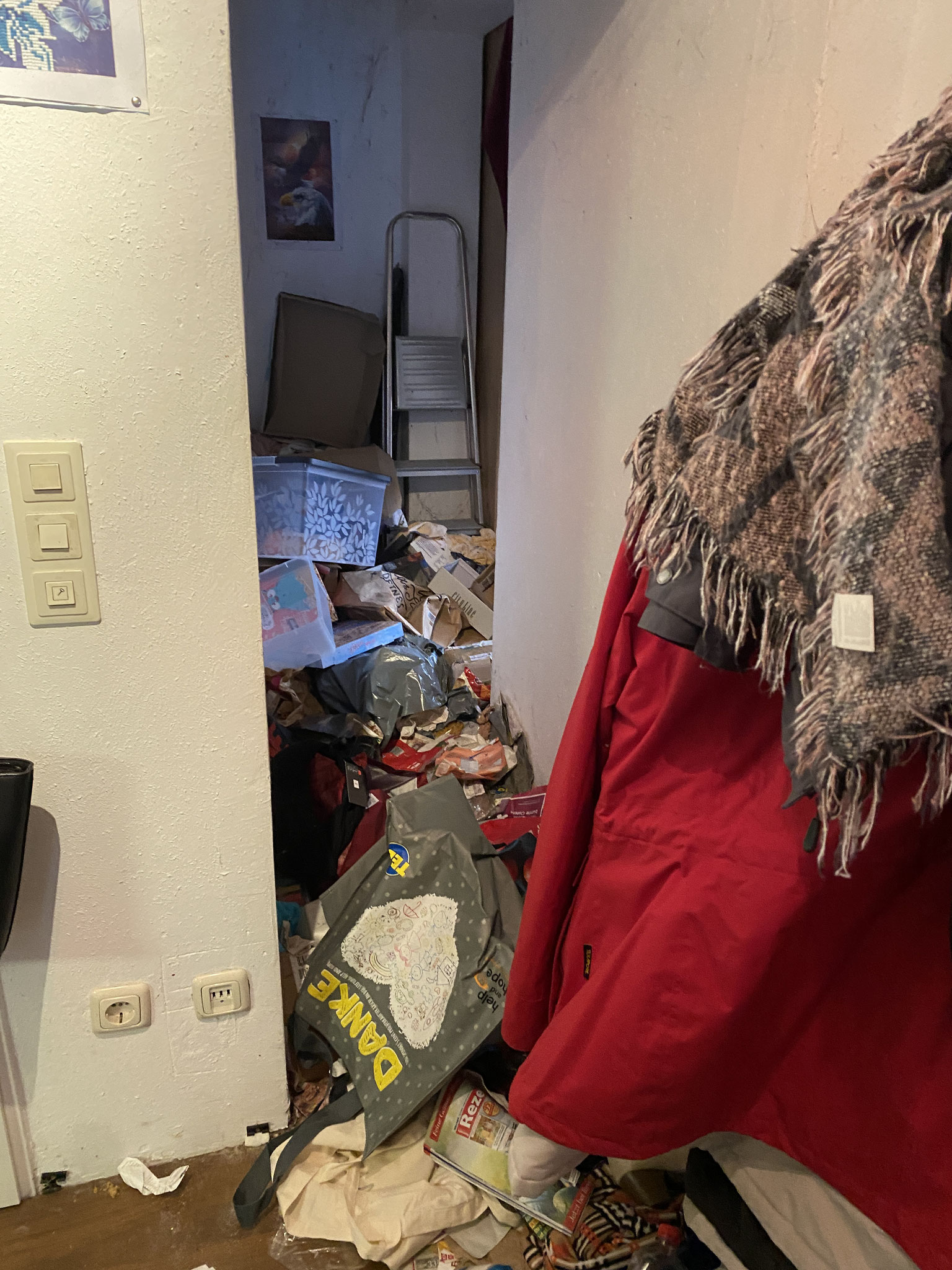 Zum Schlafzimmer konnte man kaum laufen