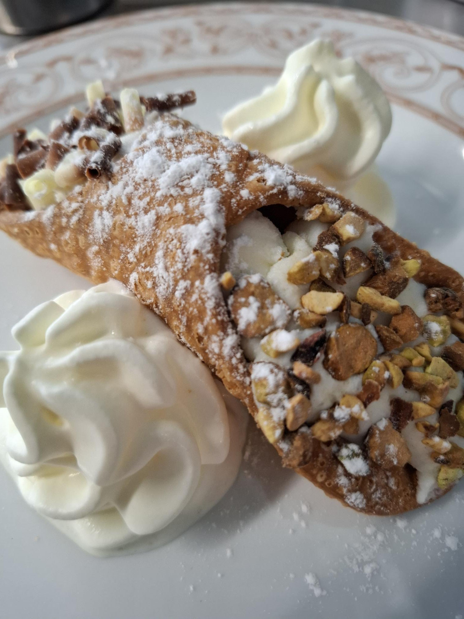 Cannolo mit süsser Ricotta Füllung