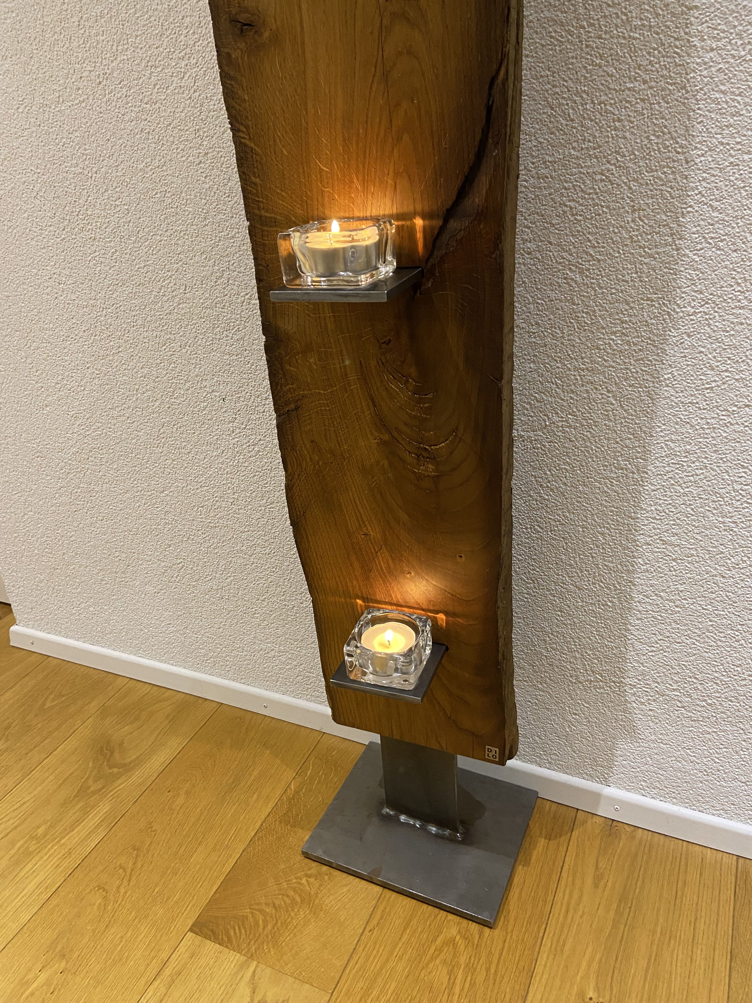 Drei Stahlplatten, die verschoben werden können (beidseitige Nutzung).
