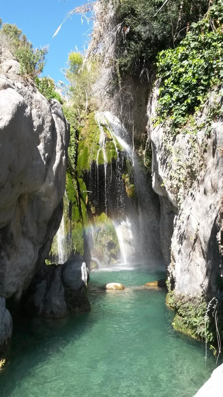 Fonts Algou, erfrischendes Bad bei den Wasserfällen