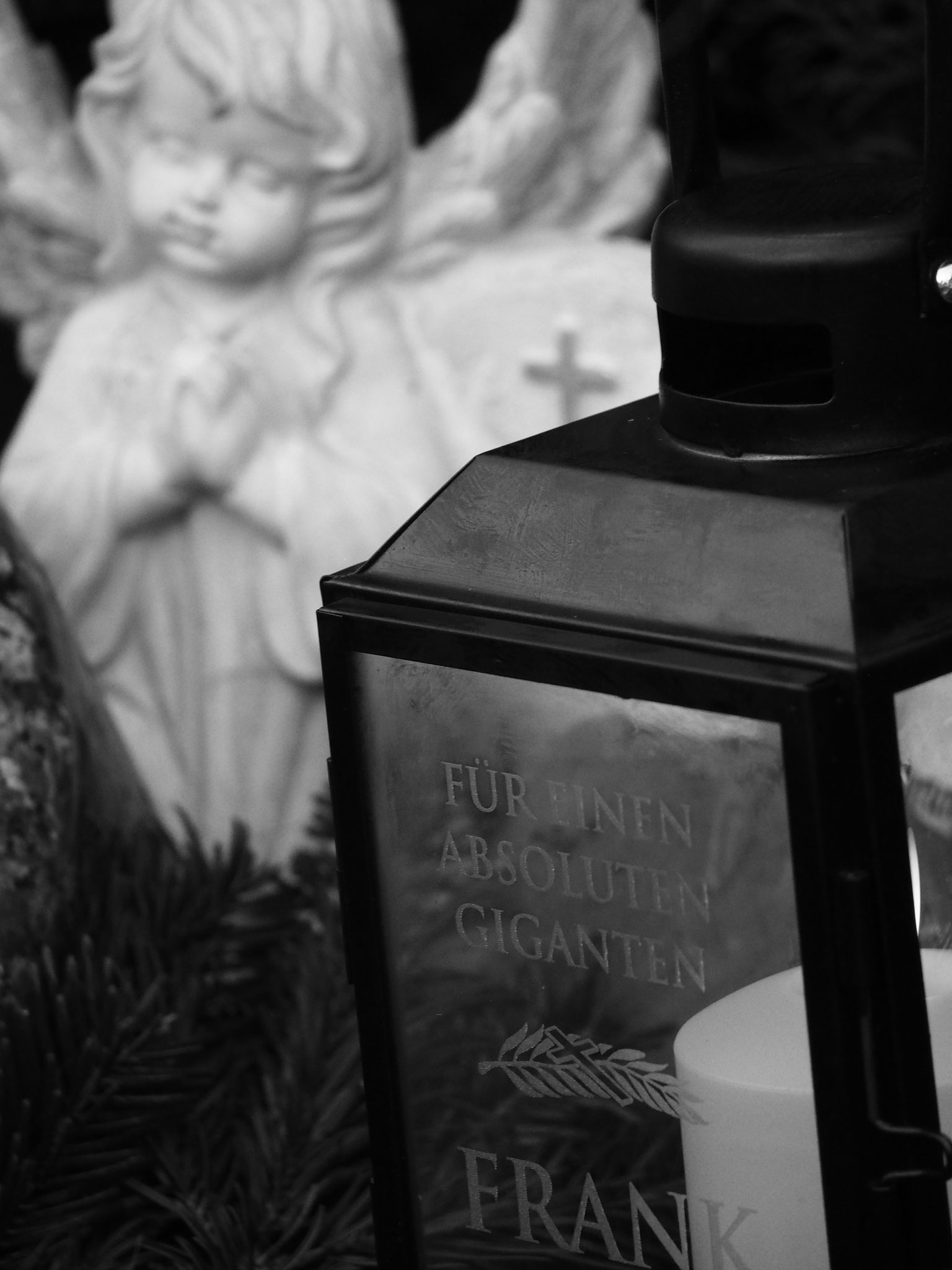 Impressionen Grab Frank Giering (Neustädter Friedhof, Magdeburg)