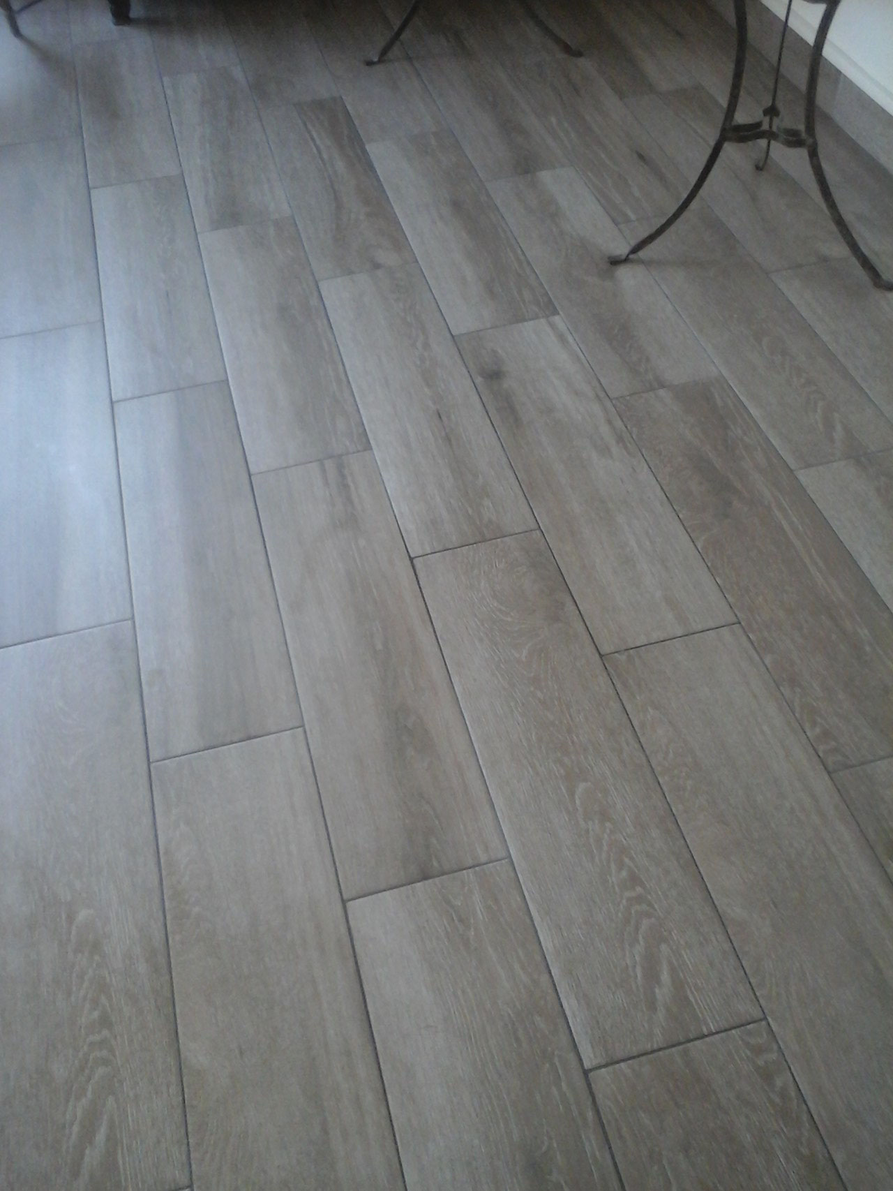 Carrelage imitation parquet