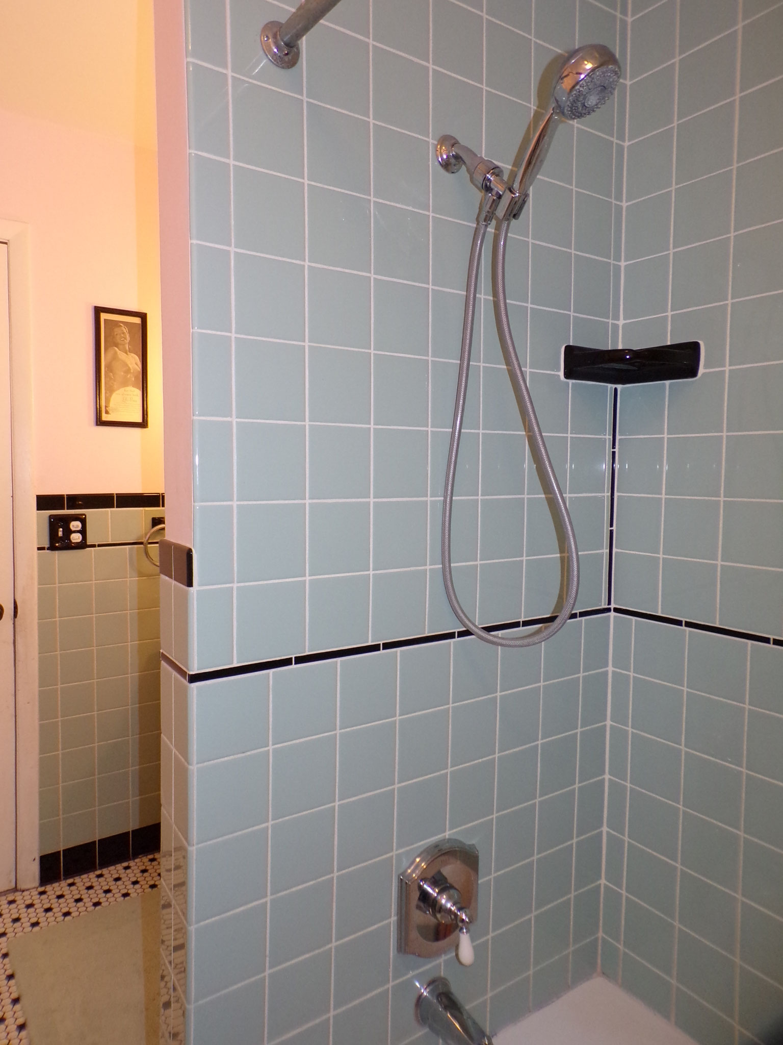 Retro Blue Bathroom 1663936952