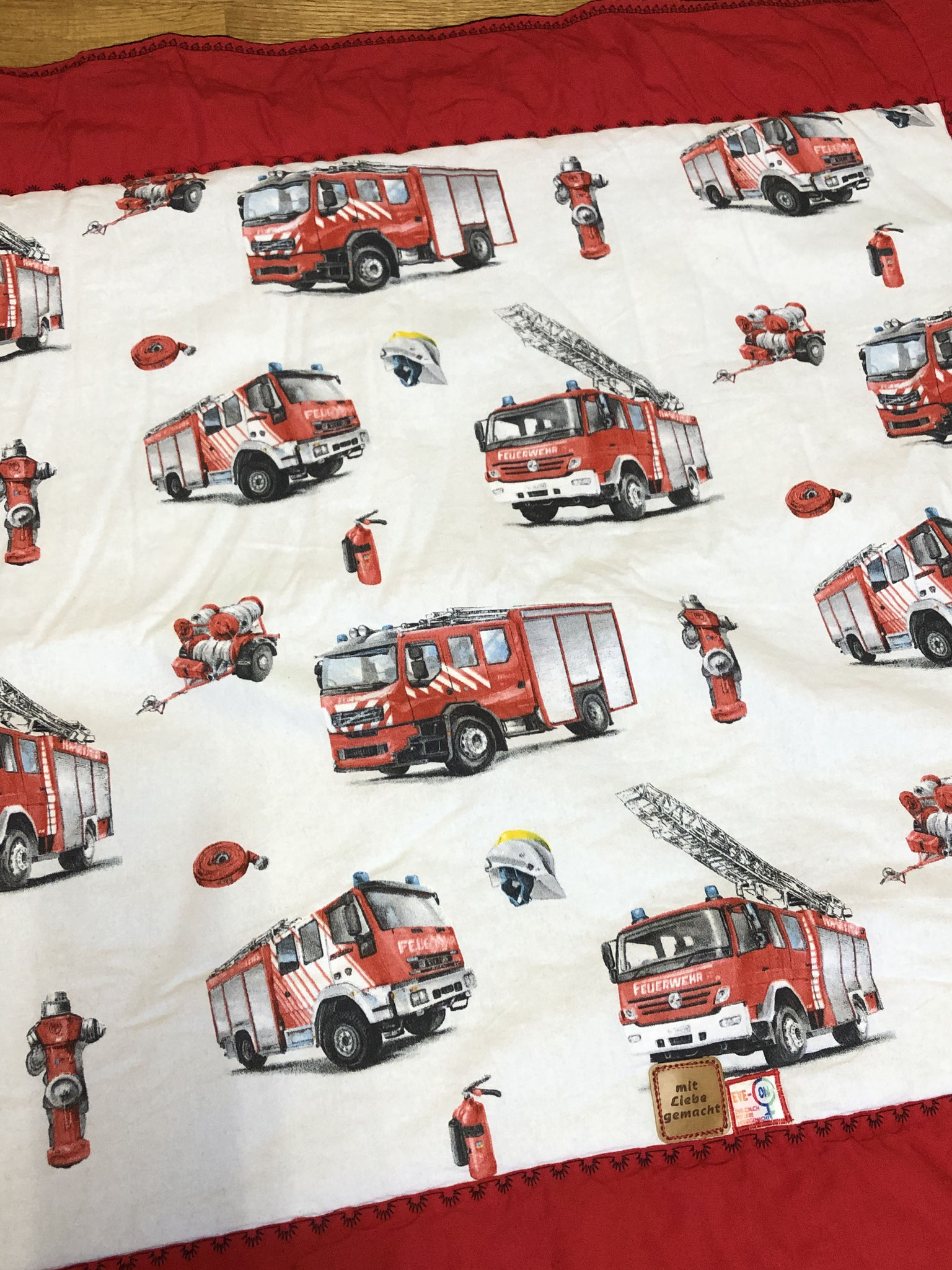 Krabbeldecke Feuerwehr, Sonderanfertigung