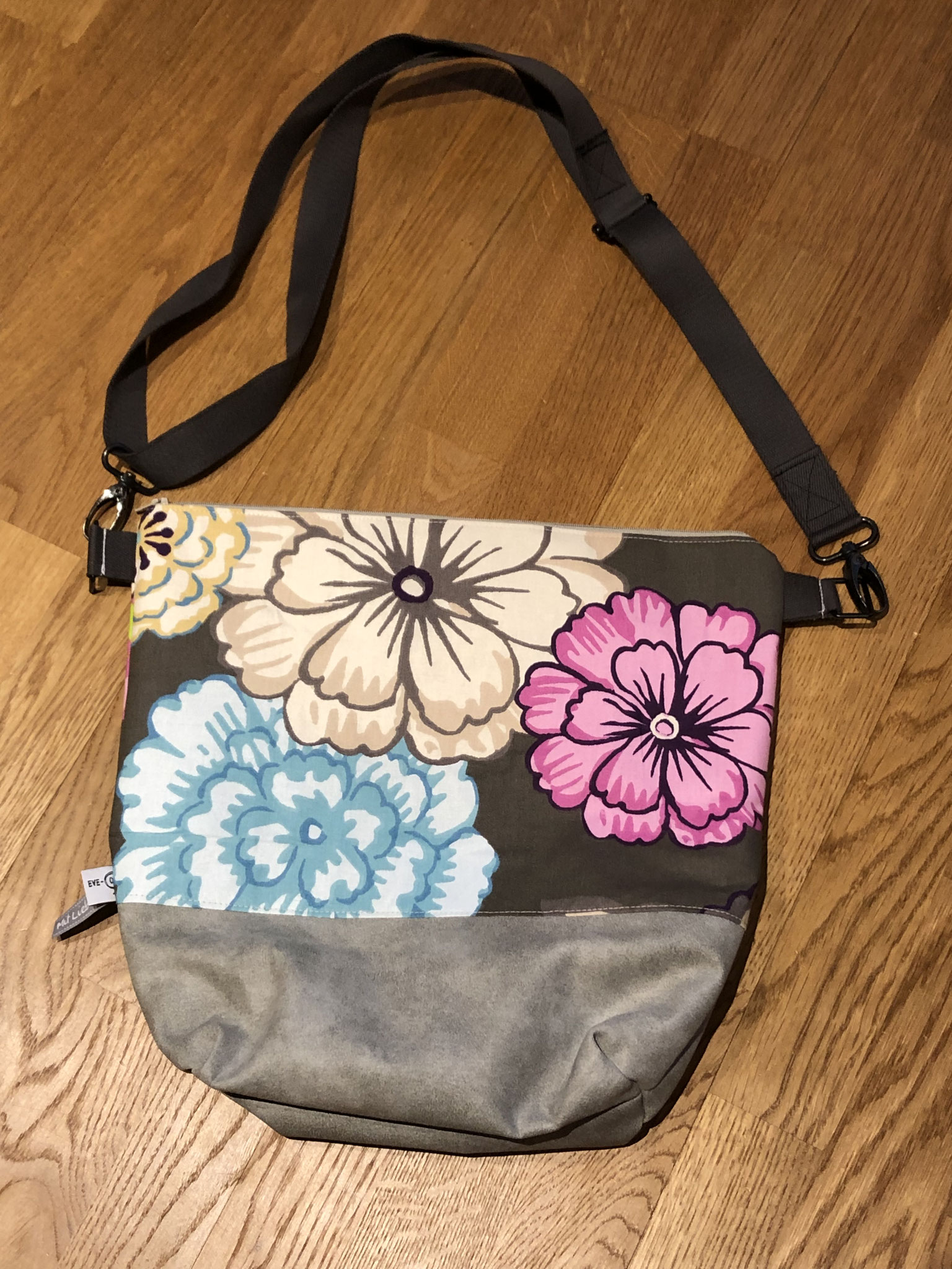 Floral Design bunt CHF 55.00