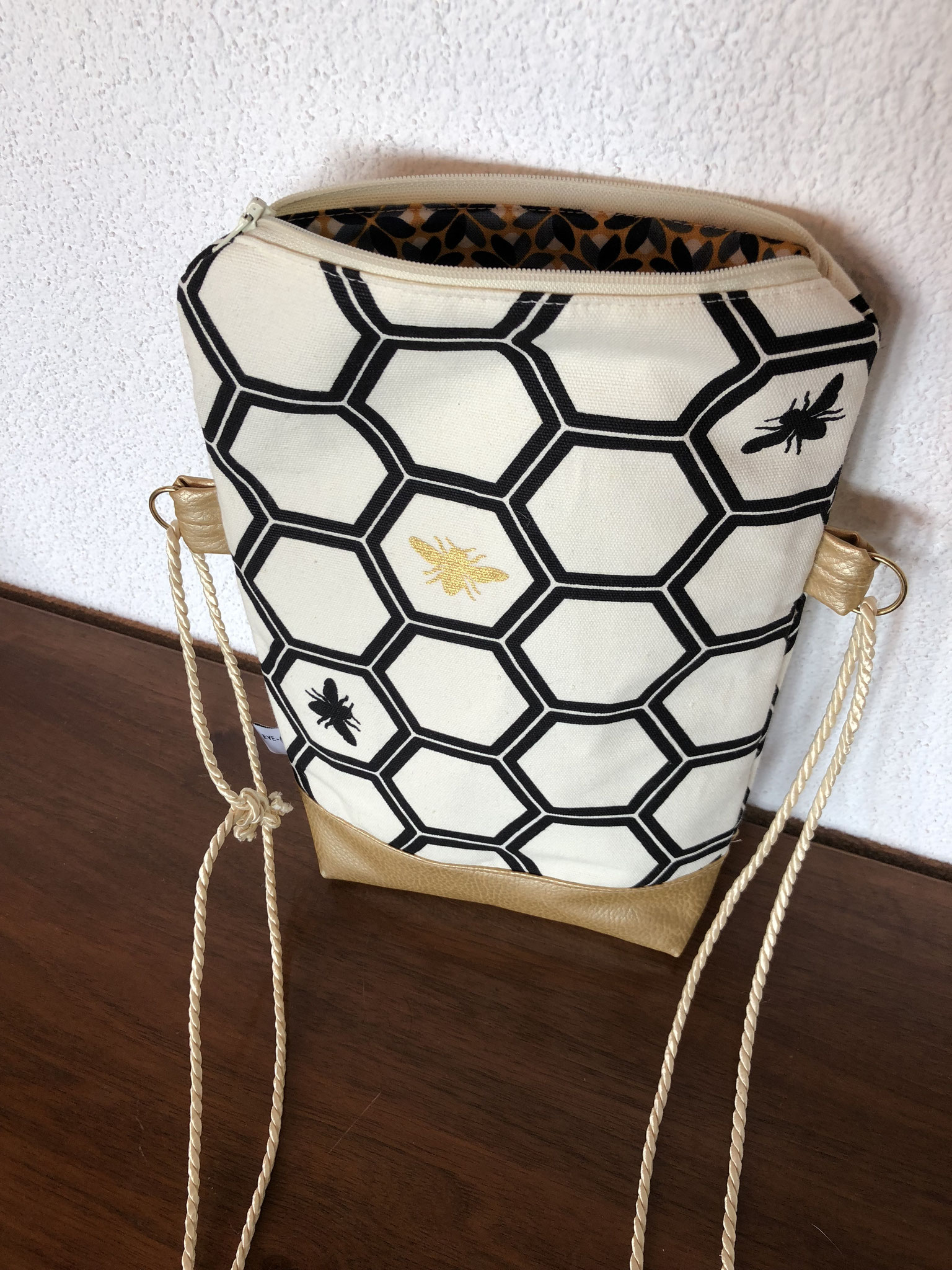 5008 Bienen klein CHF 45.00