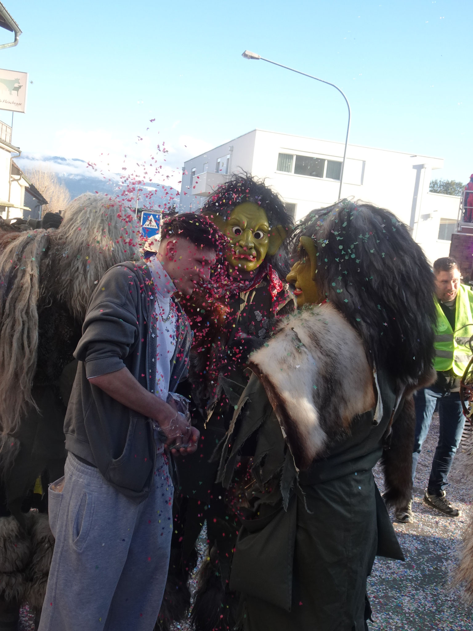 Eine schöne Fasnacht wünschen die Gnomen.