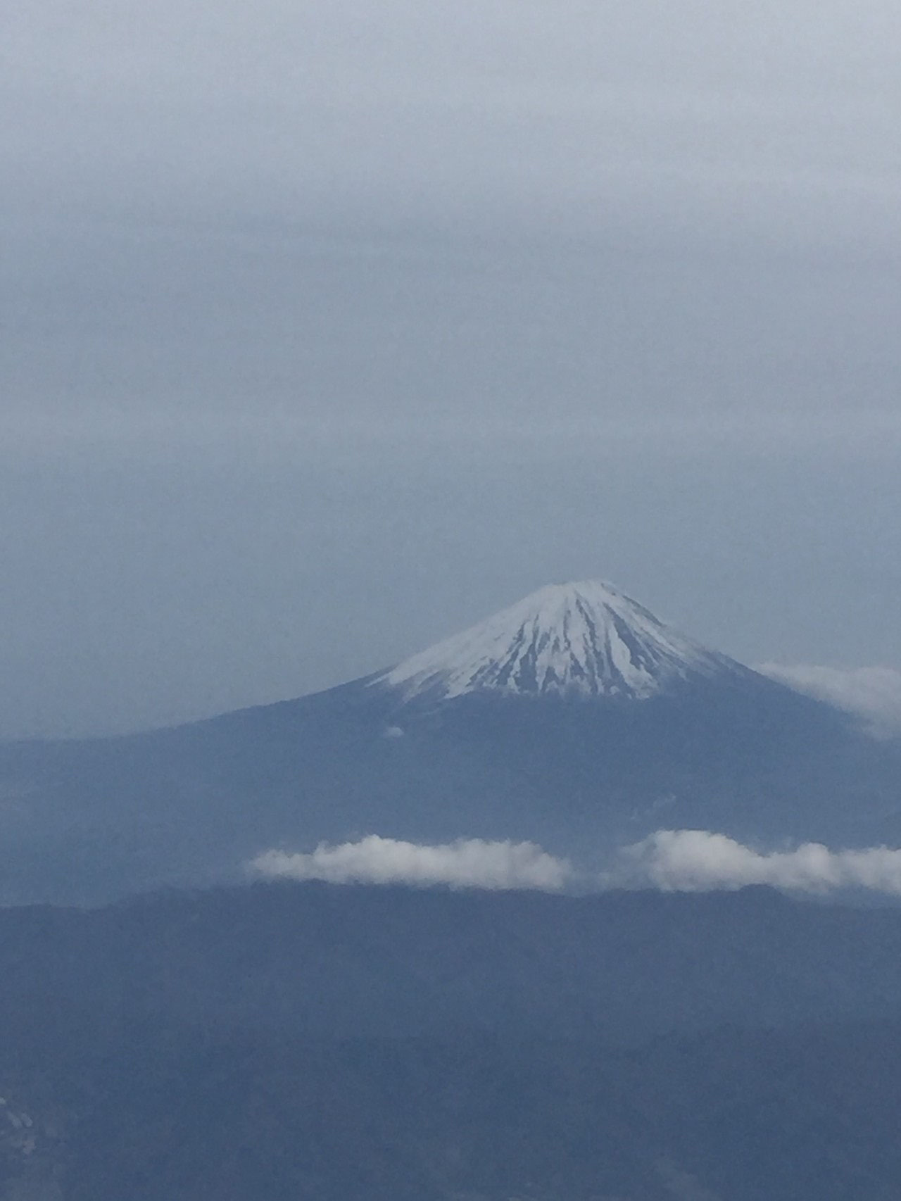 行きの飛行機からは富士山がきれいに見えました