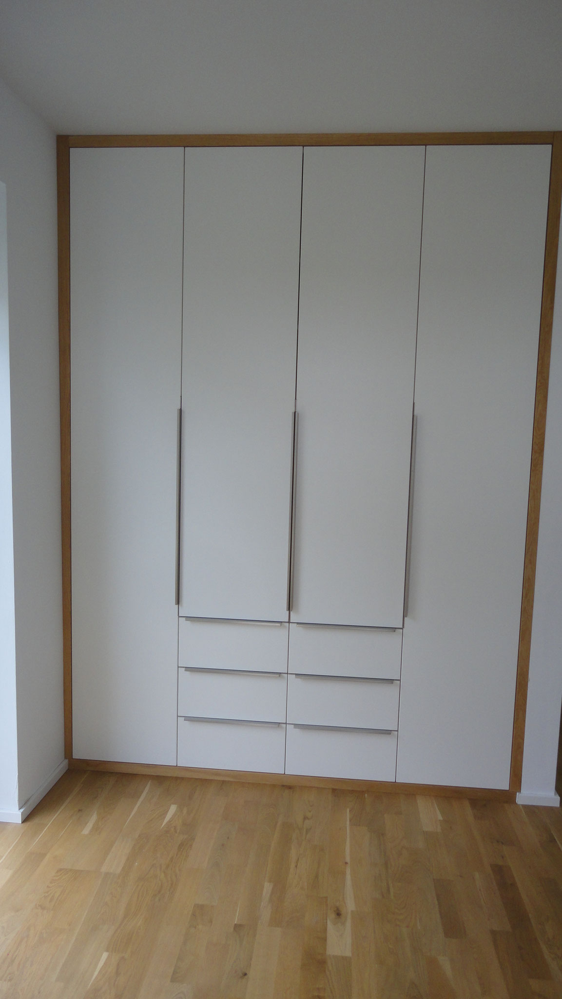 Einbauschrank