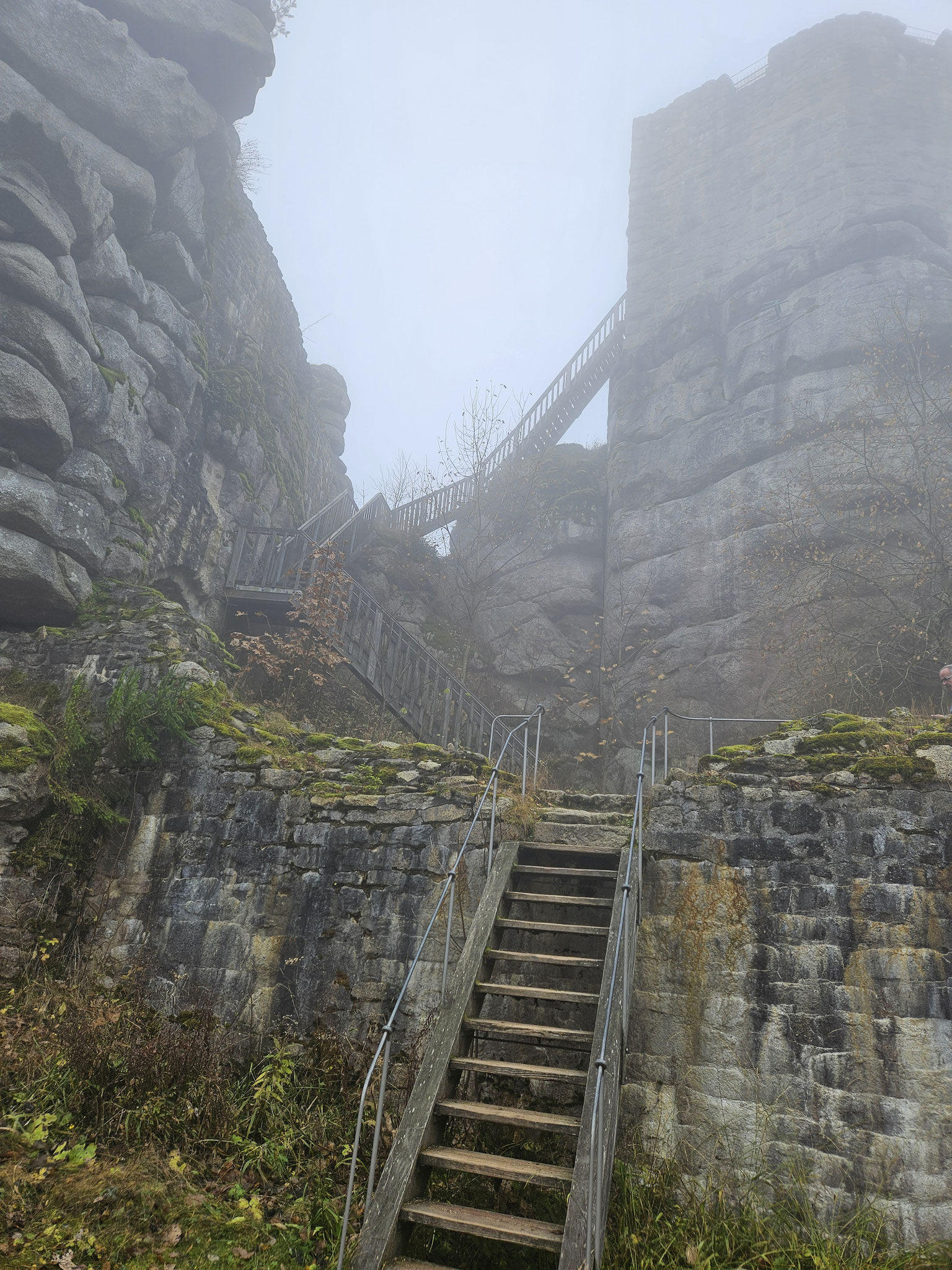 Ruine Weissenstein.