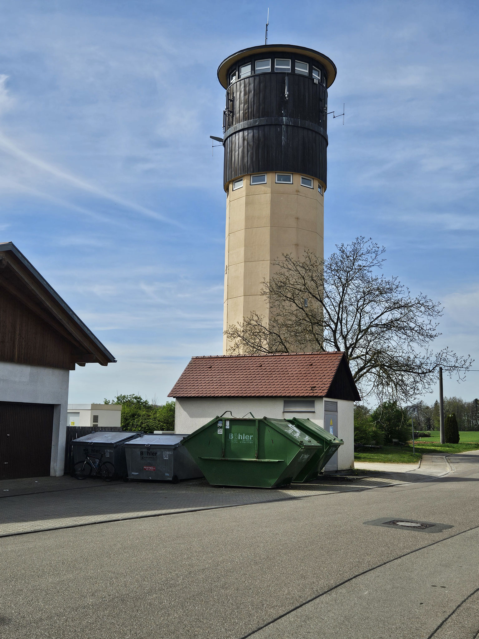 Ellenberg. Wasserturm auf der Wasserscheide.