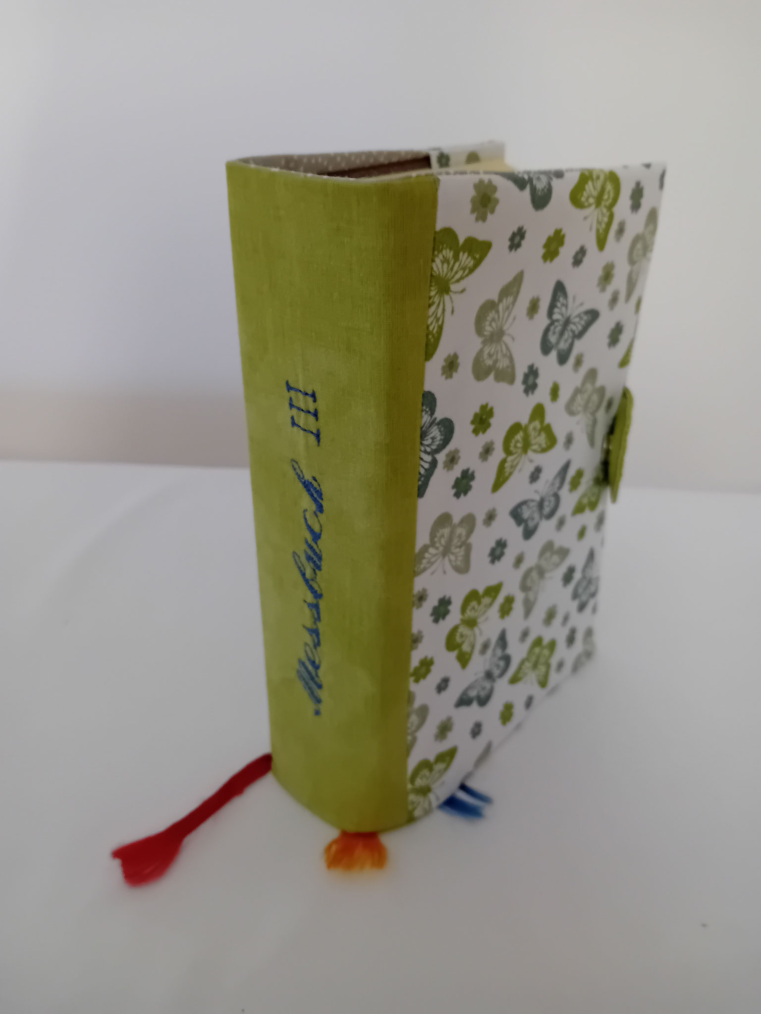 Buchhülle für Schott-Messbuch aus waschbarer Baumwolle nach Kundenwunsch gefertigt - Handarbeit zu kaufen
