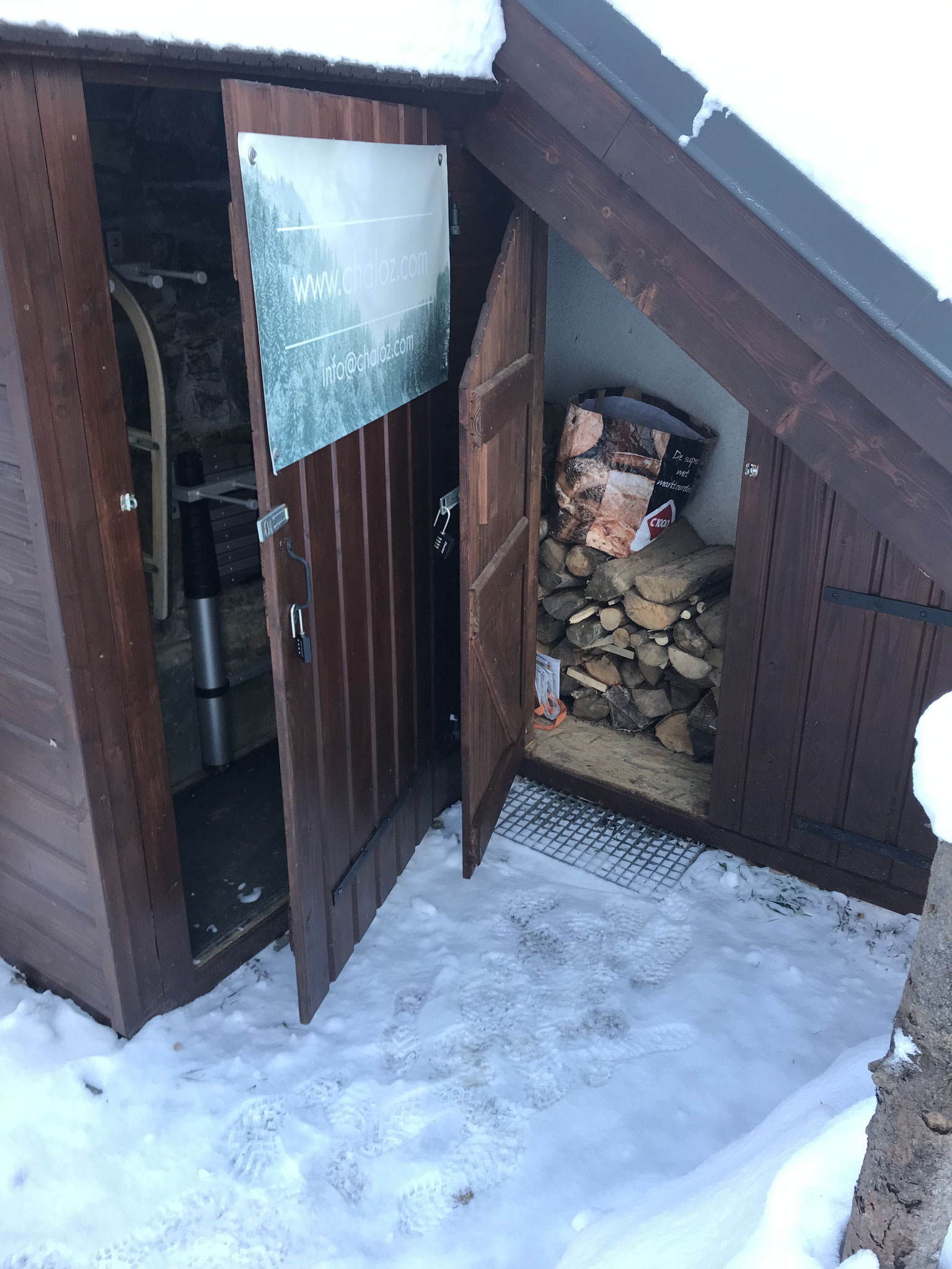 Locked ski/wood store
