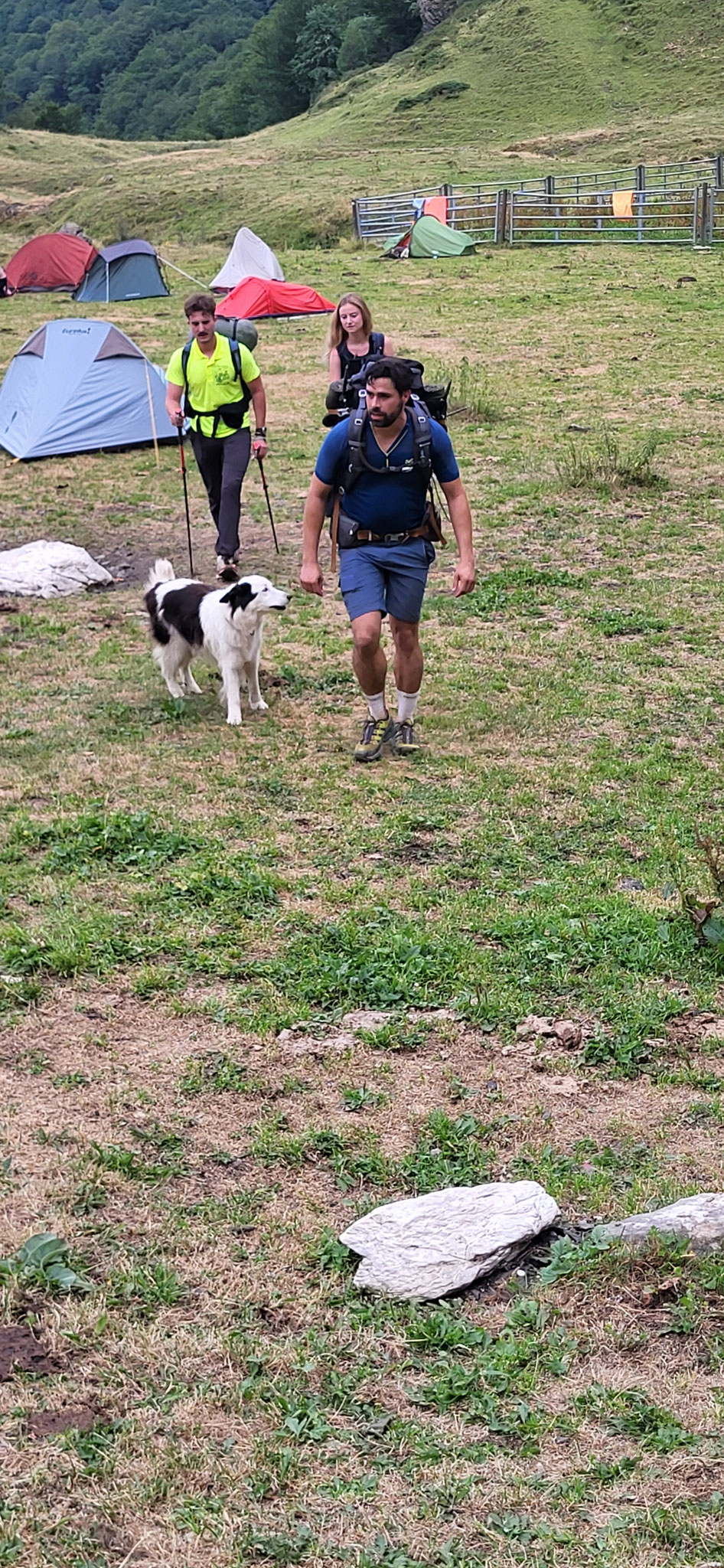 Arrivée des derniers encadrants