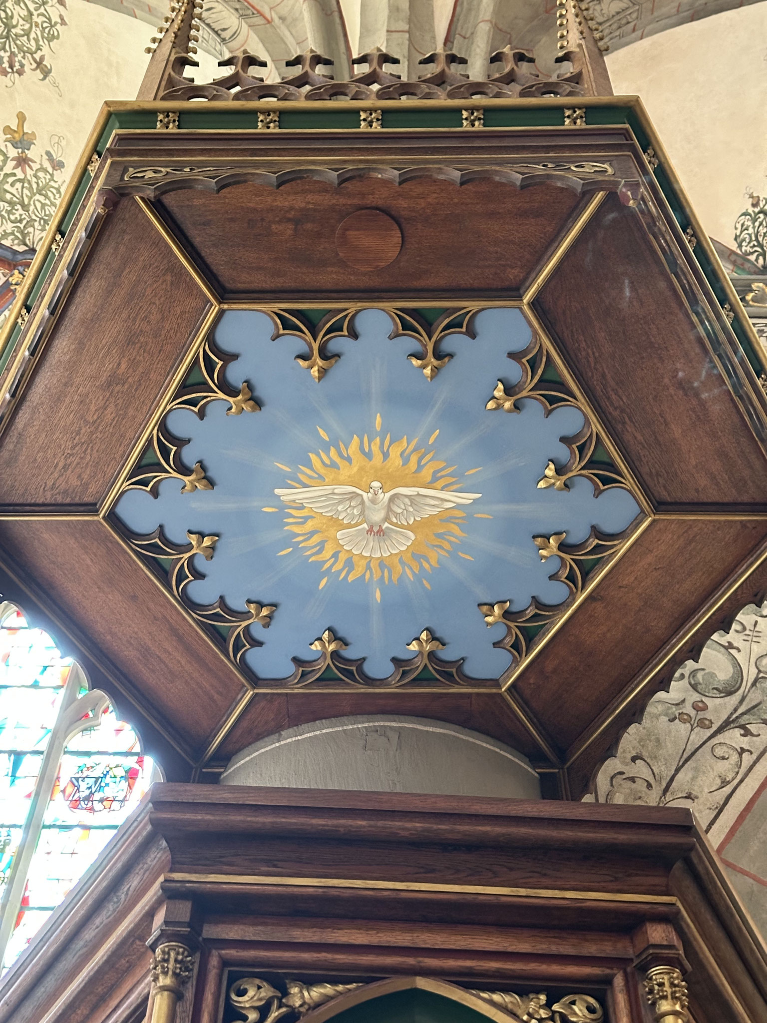 Neue Gestaltung "Heiliger Geist" nach eigenem Entwurf