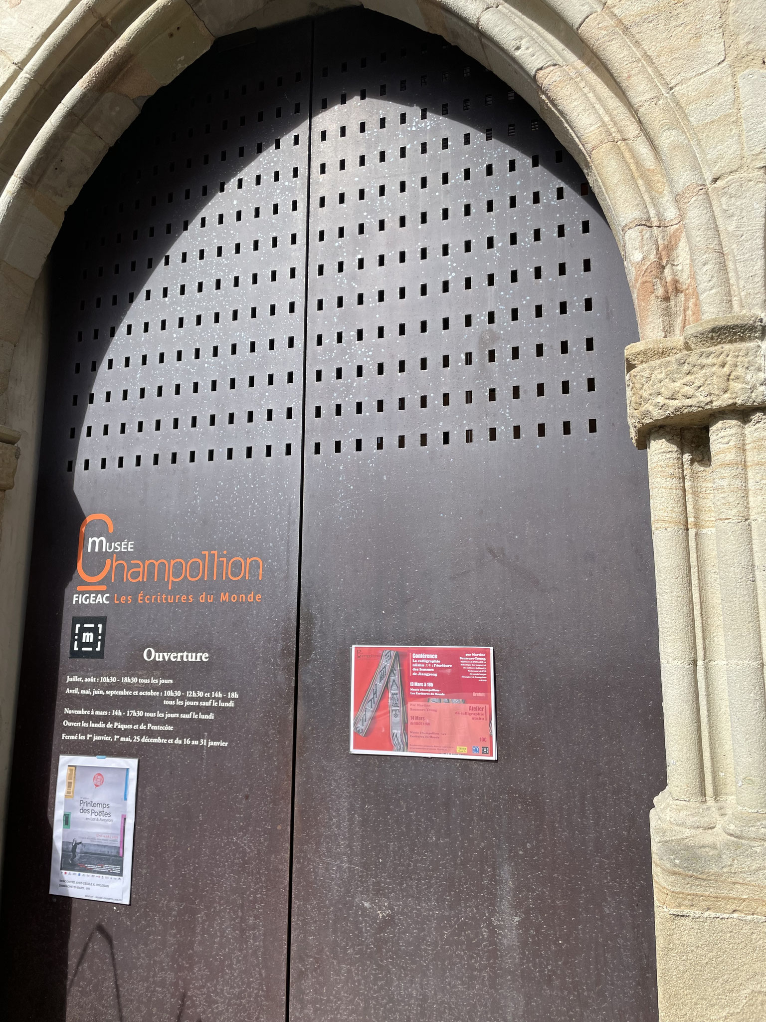 Conférence et atelier nüshu en mars 2026 à Figeac