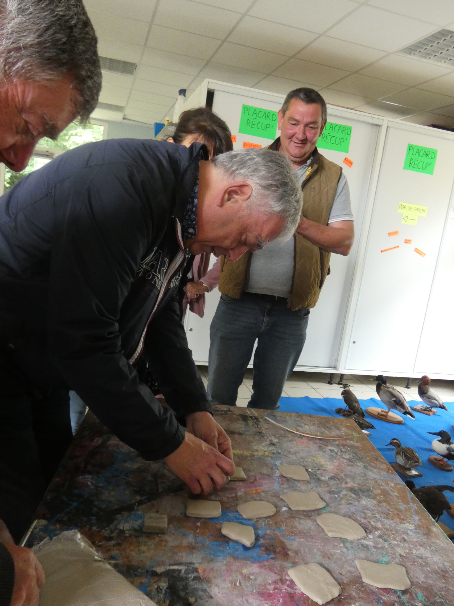 Mr BOURDOULEIX fait une empreinte