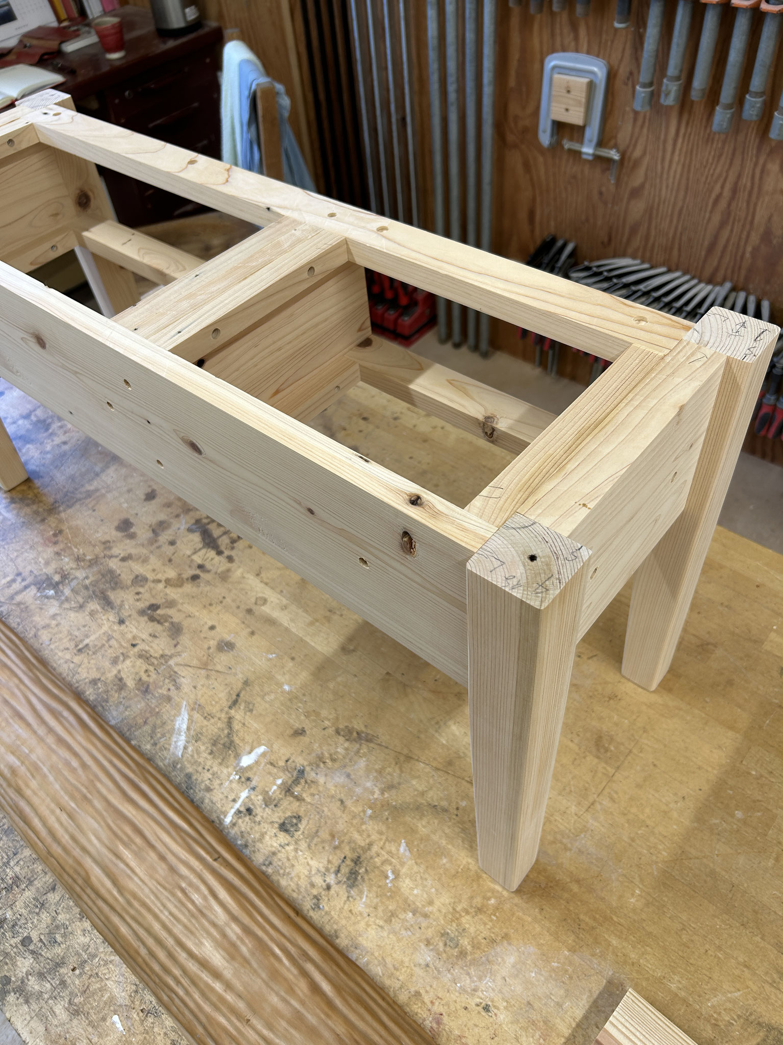 建築廃材での家具製作　家具工房ZEROSSOのオーダーメイド家具