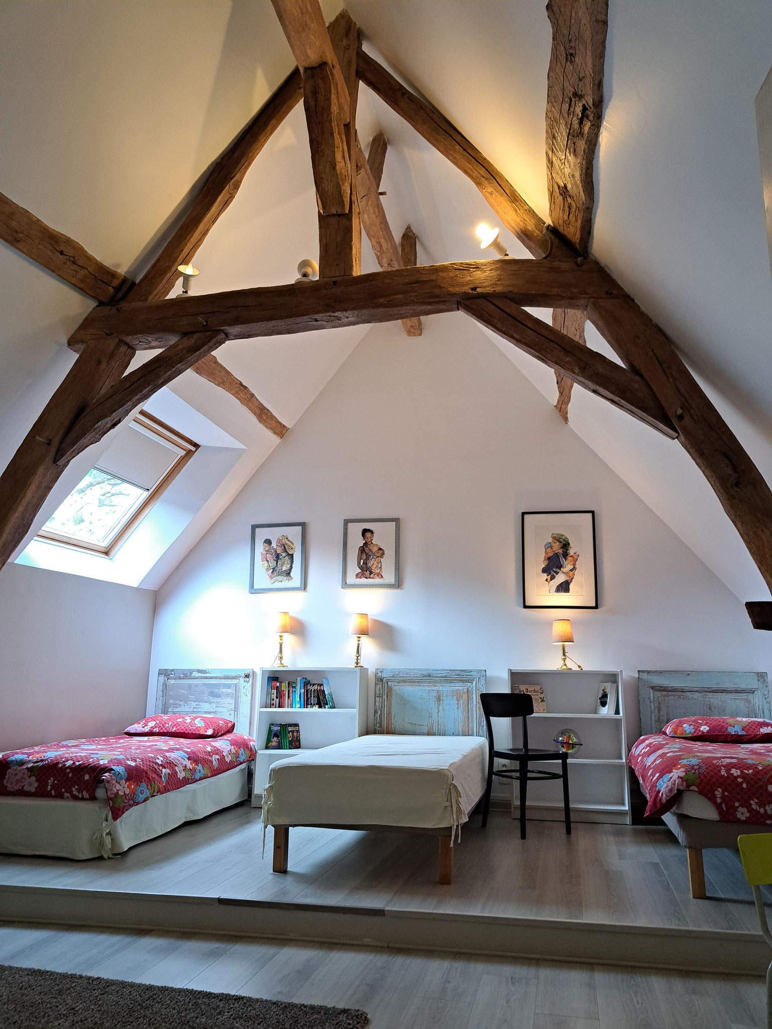 Second Large bedroom(sleep 3)