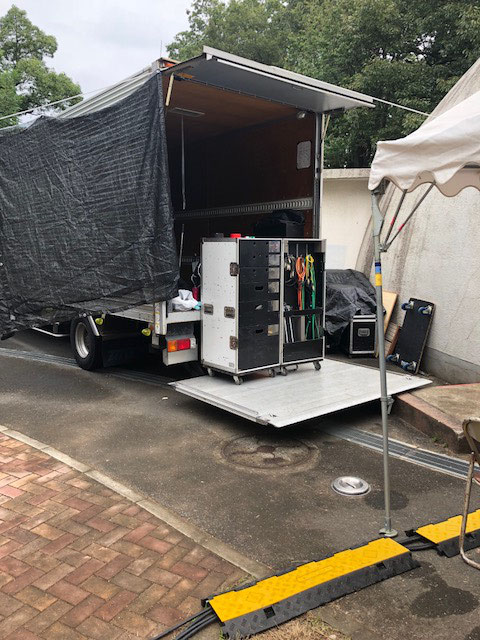 機材車両