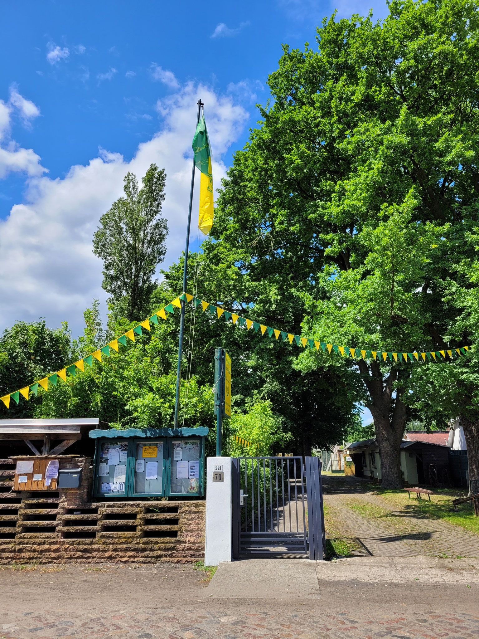 Wilhelmstrand hat sich gefreut, dass alle so zahlreich zur Jubiläumsfeier gekommen sind und gefeiert haben!