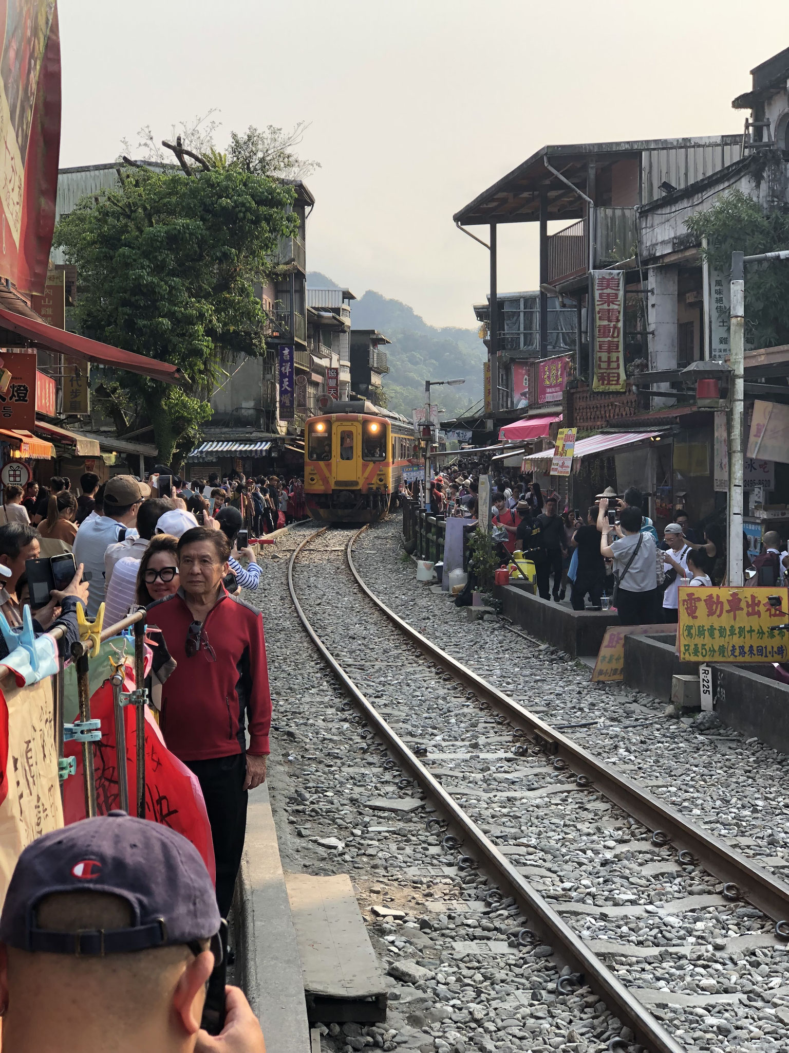 alte Bahnlinie in Pingxi / Taiwan @ tiegel-reisen.de