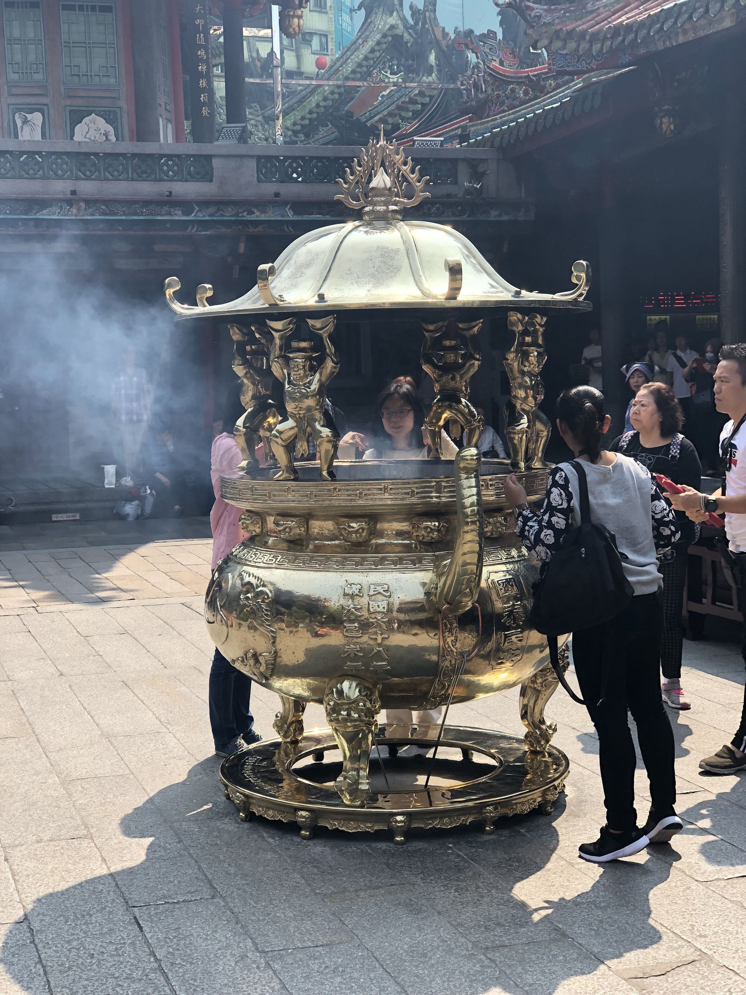 Taipeh Longshan Tempel @ tiegel-reisen.de