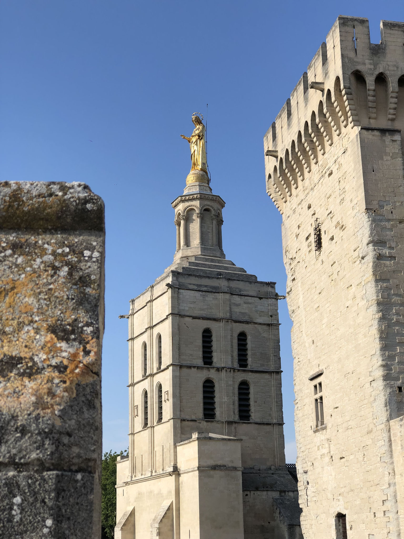 Papstpalast in Avignon@tiegel-reisen.de