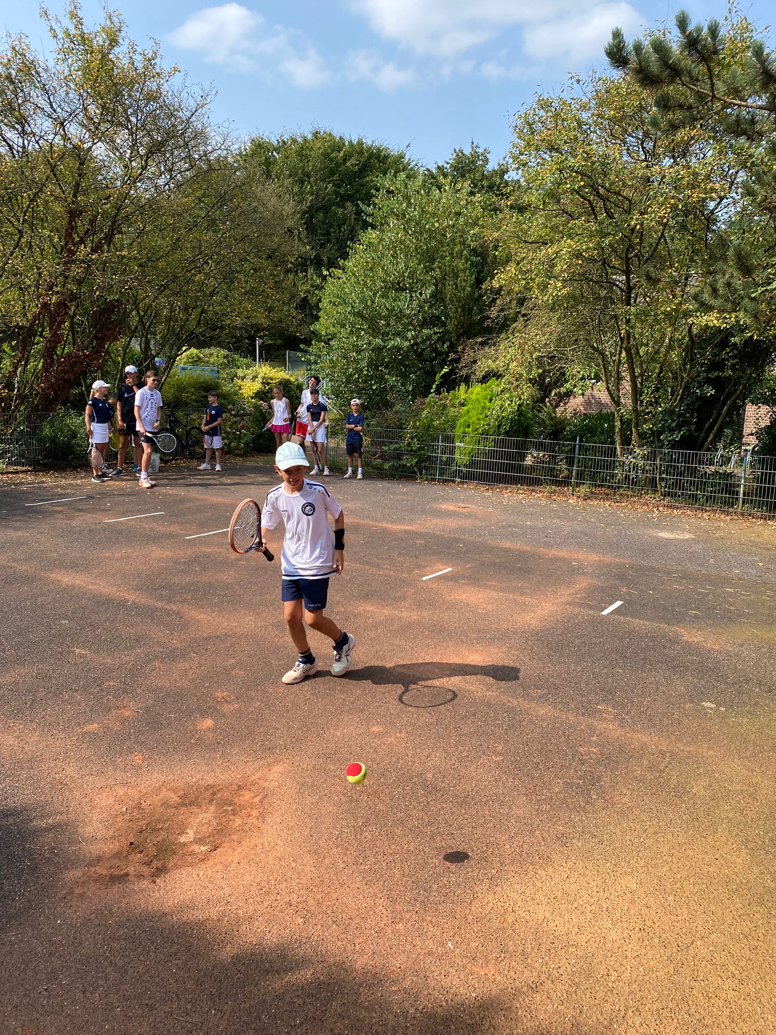 bewegt zielen an der Ballwand