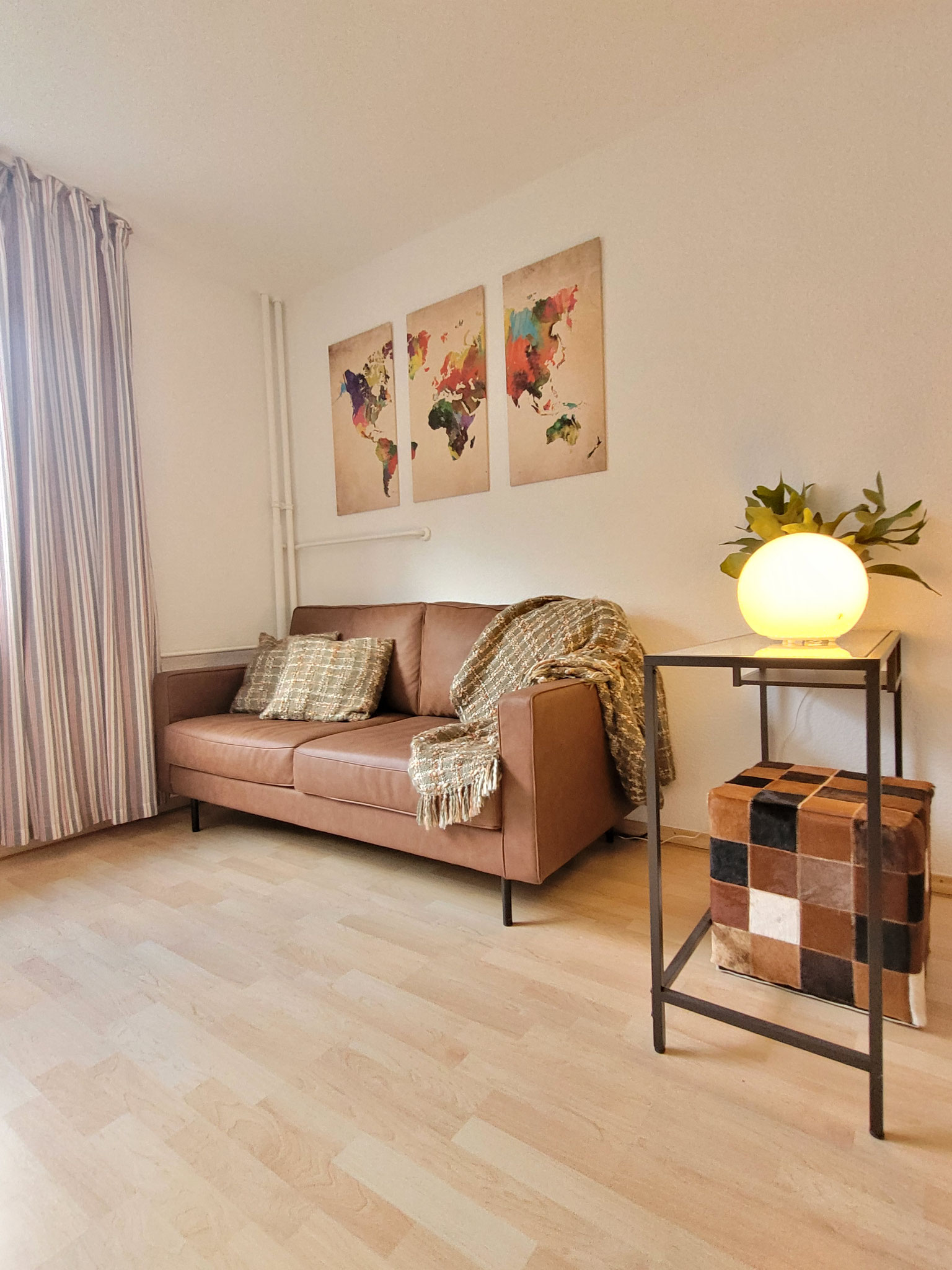 Wohnzimmer 1-Zimmer-Apartment Kupferberg Mainz Uniklinik