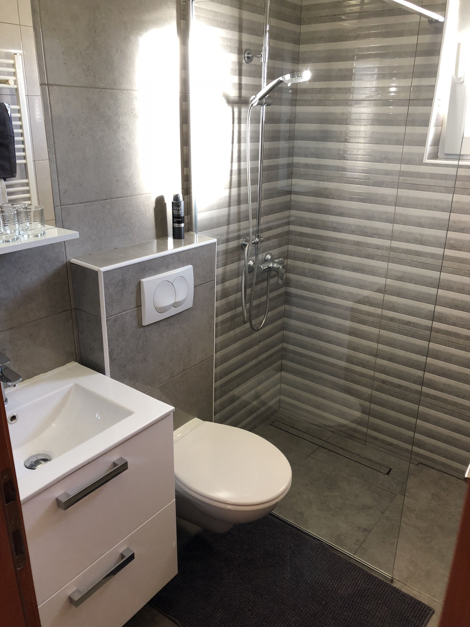 Bad, Dusche WC