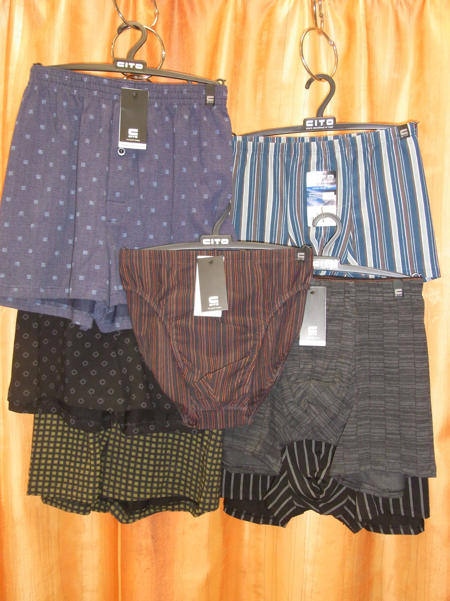 Herrenslip, -pant, -boxer  Gr. S bis XXXXL bzw. 5 bis 10, natürlich auch Unterhemden.