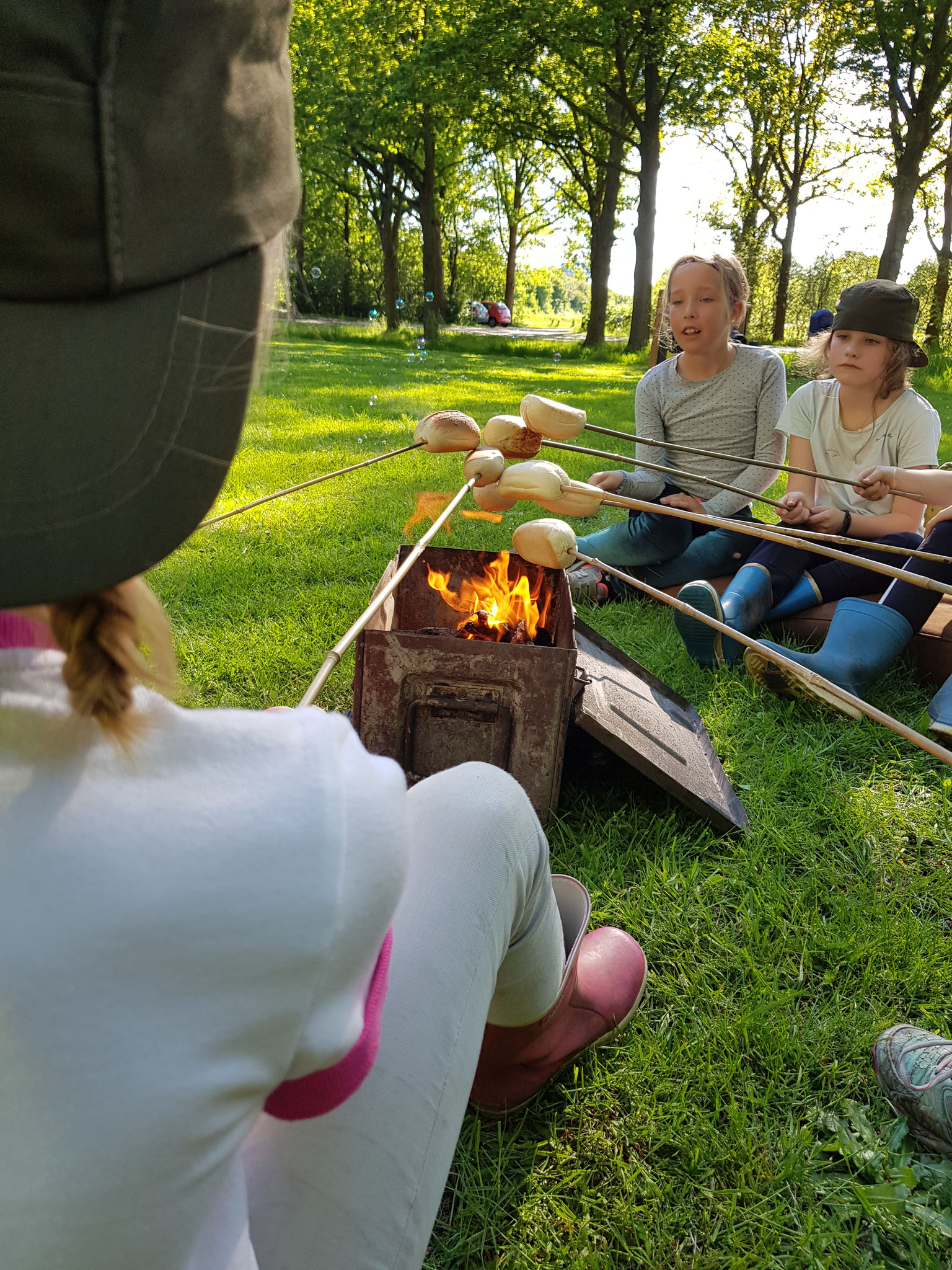 Kampvuur - broodjes bakken