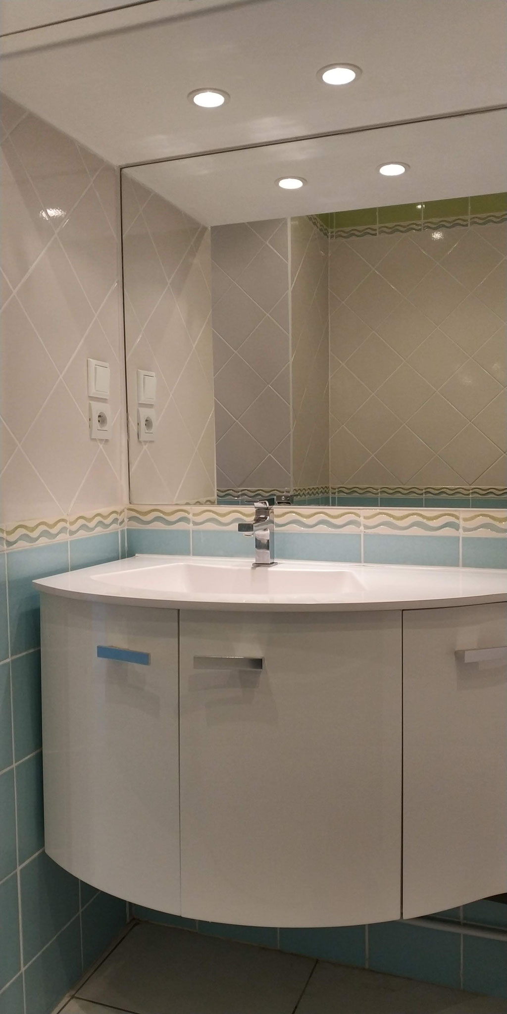 Lavabo salle de bain appartement Sanary