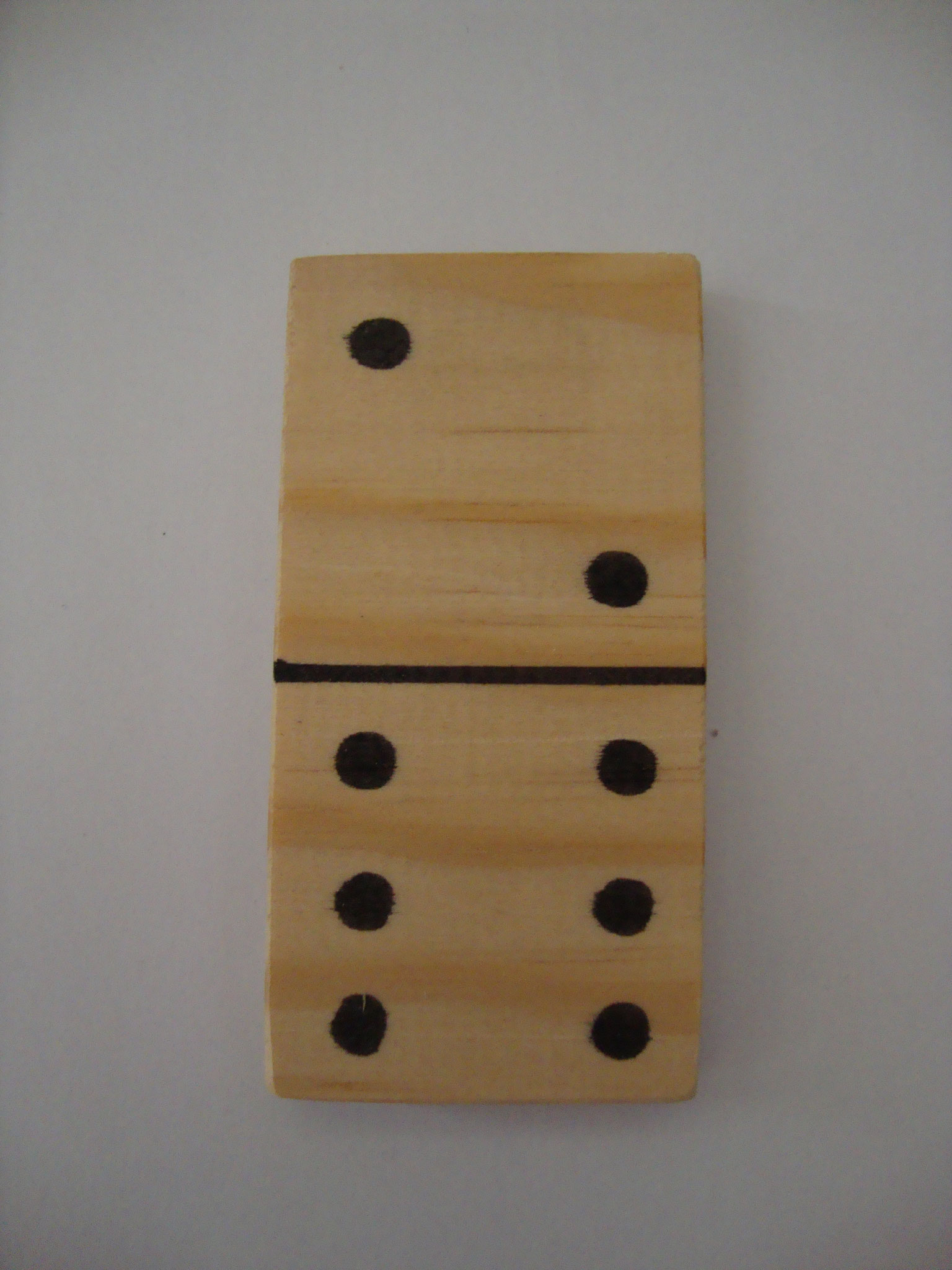 DOMINO DE MADERA  ( interior )