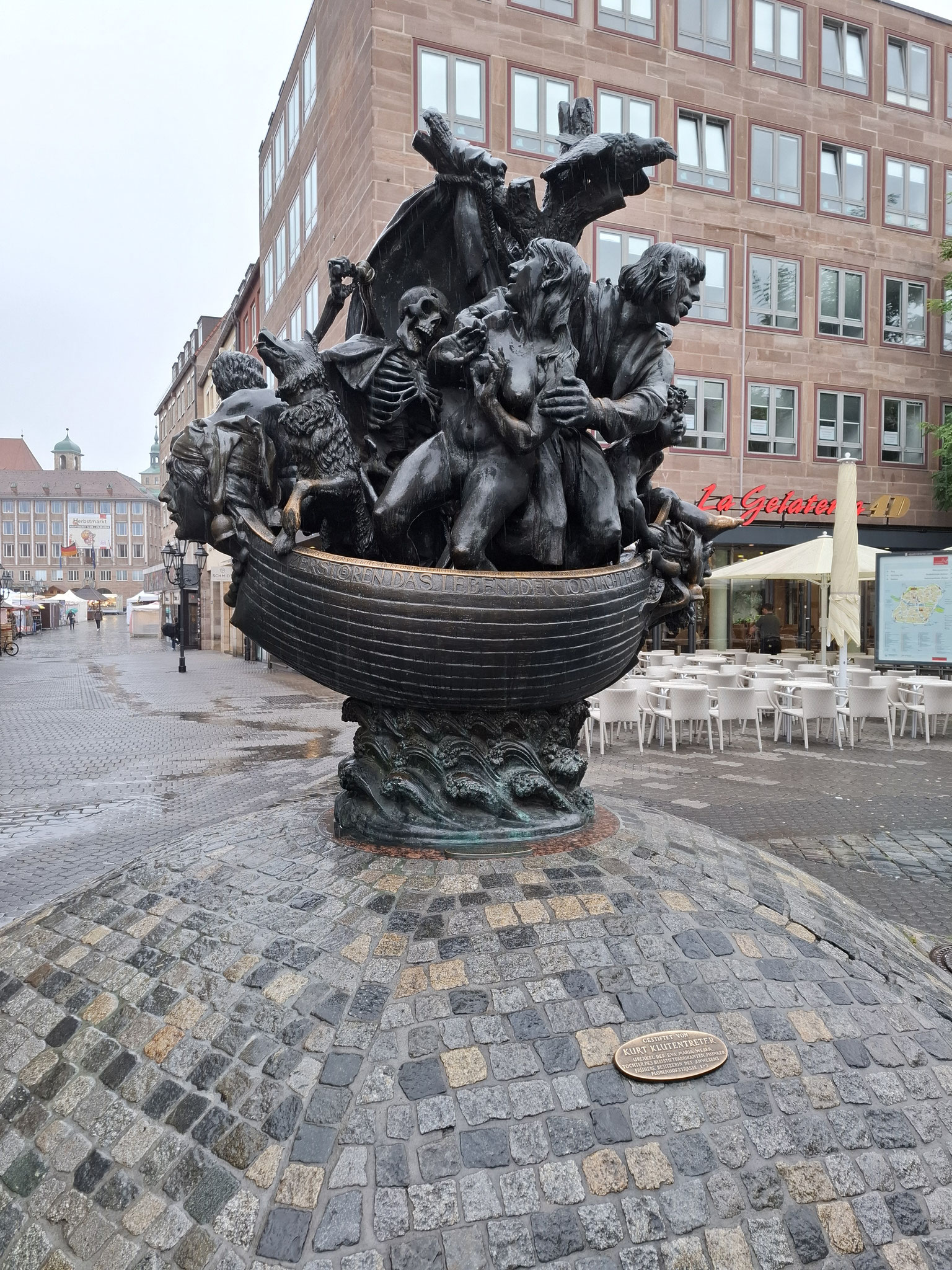 Narrenschiffbrunnen