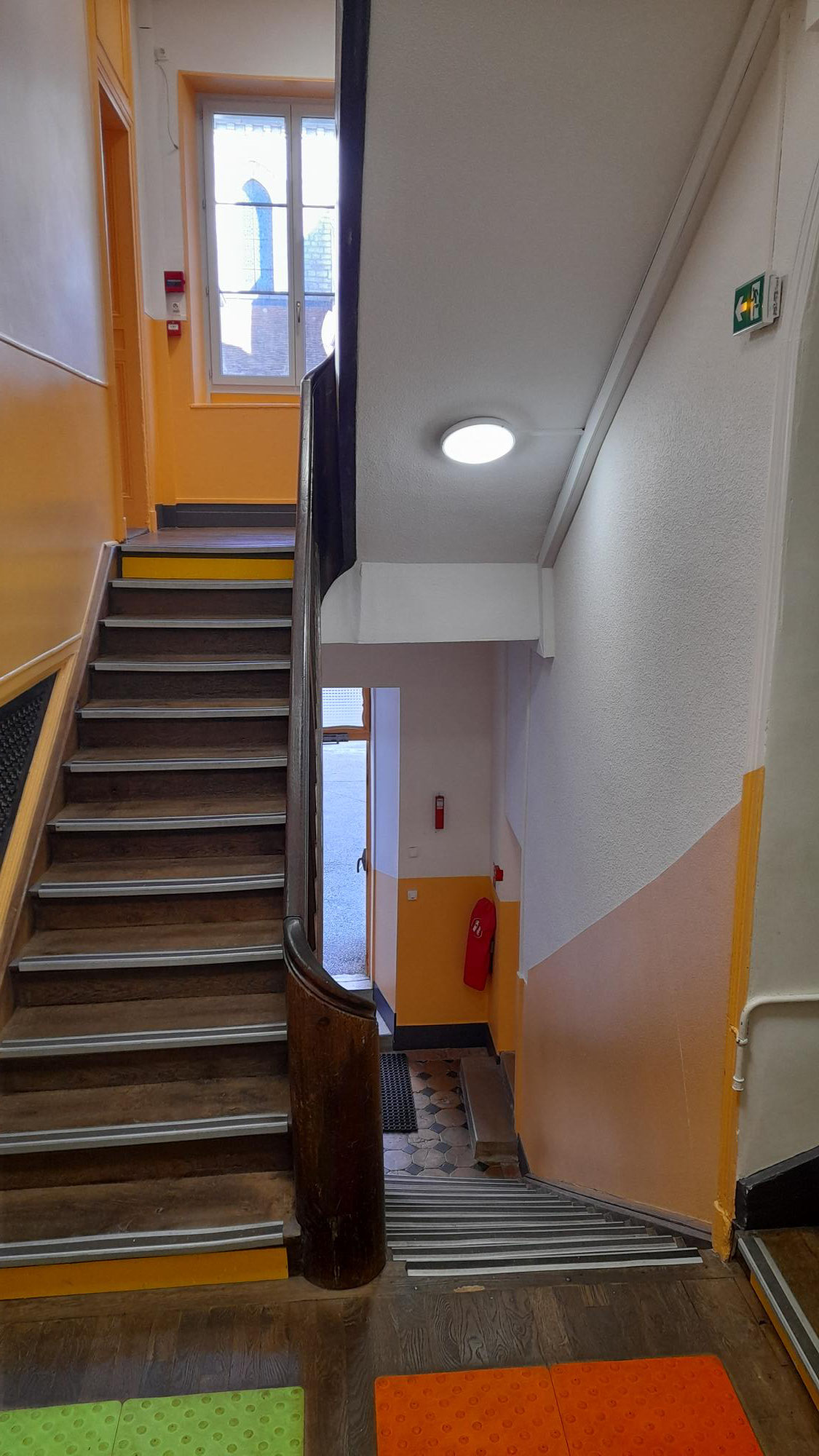 escaliers du collège