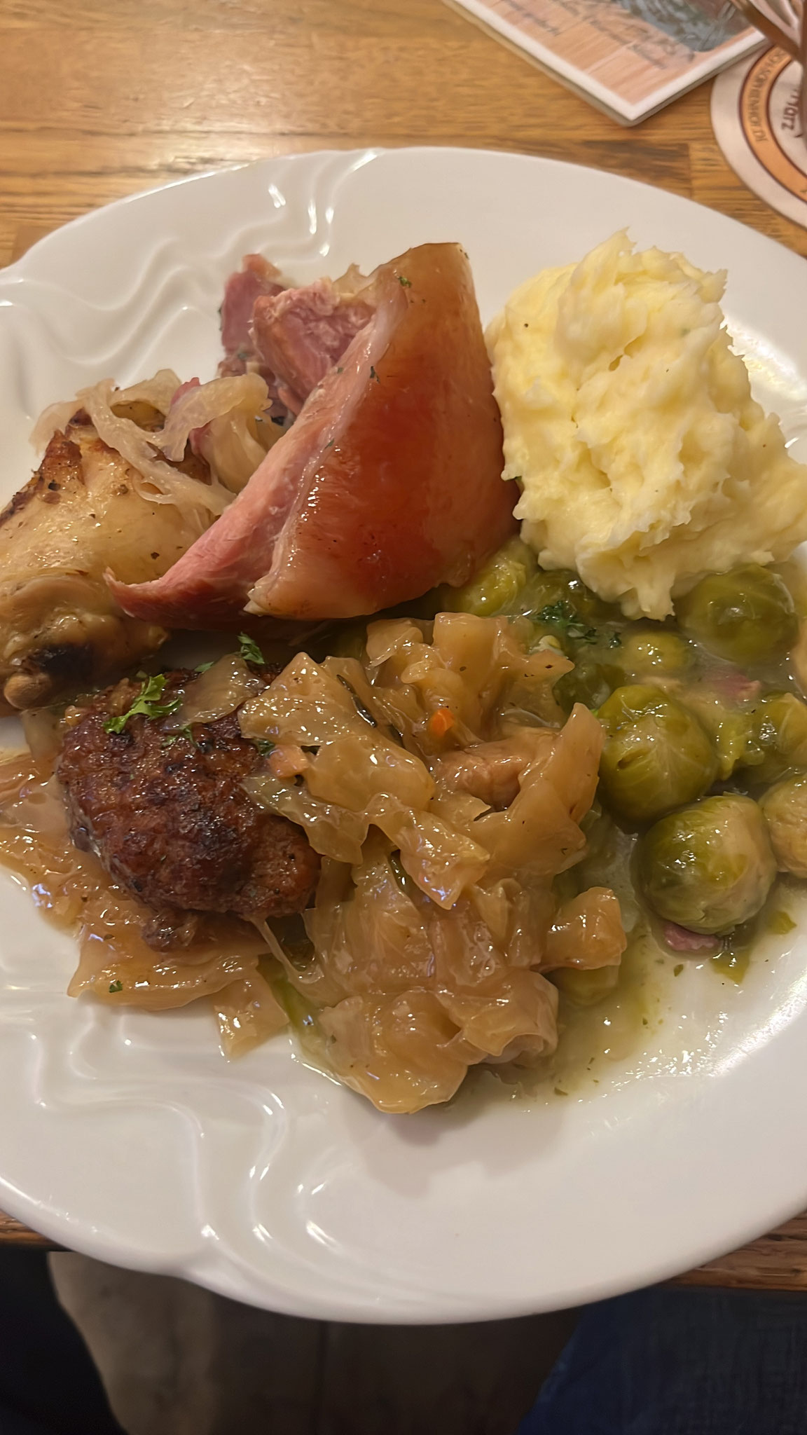 LECKER UND WIRKLICH SCHMACKHAFT