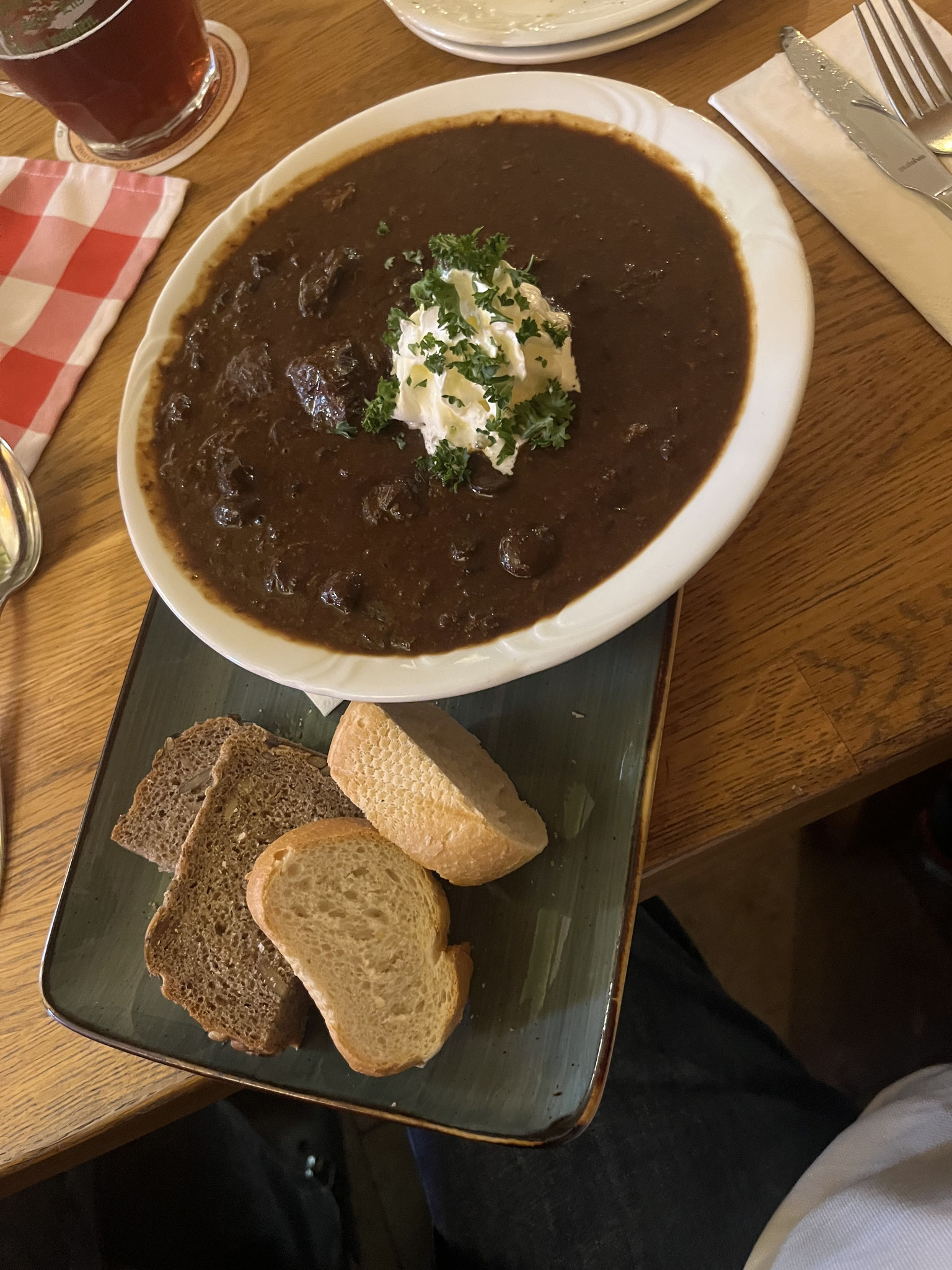 ..da war dann ne Jägersuppe mit viel Hirsch gerade richtig