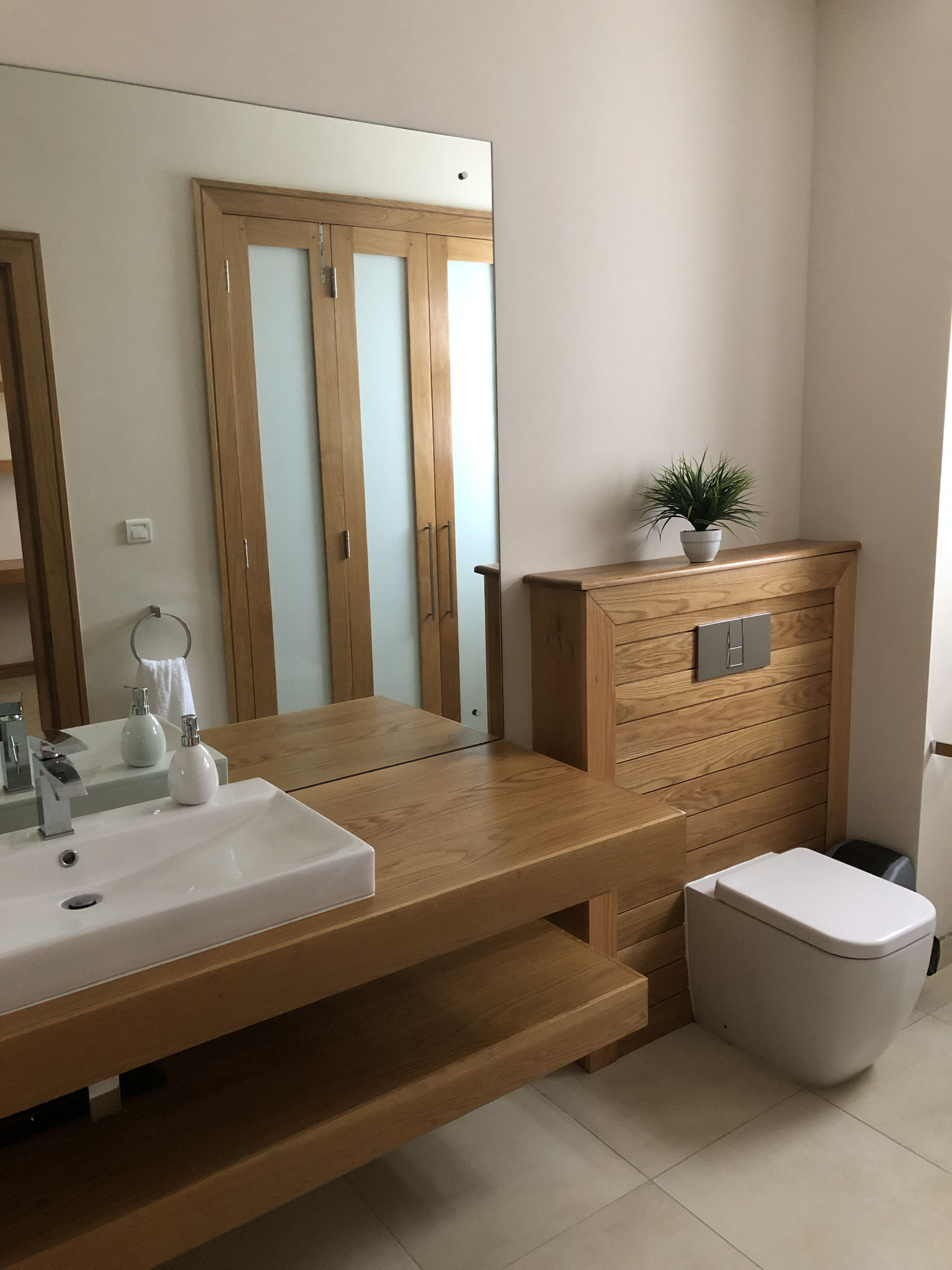 achat vente et revente appartement T4 3 chambres balcon R+2 jinvesty votre agence immobilière grand baie Pereybère ile maurice