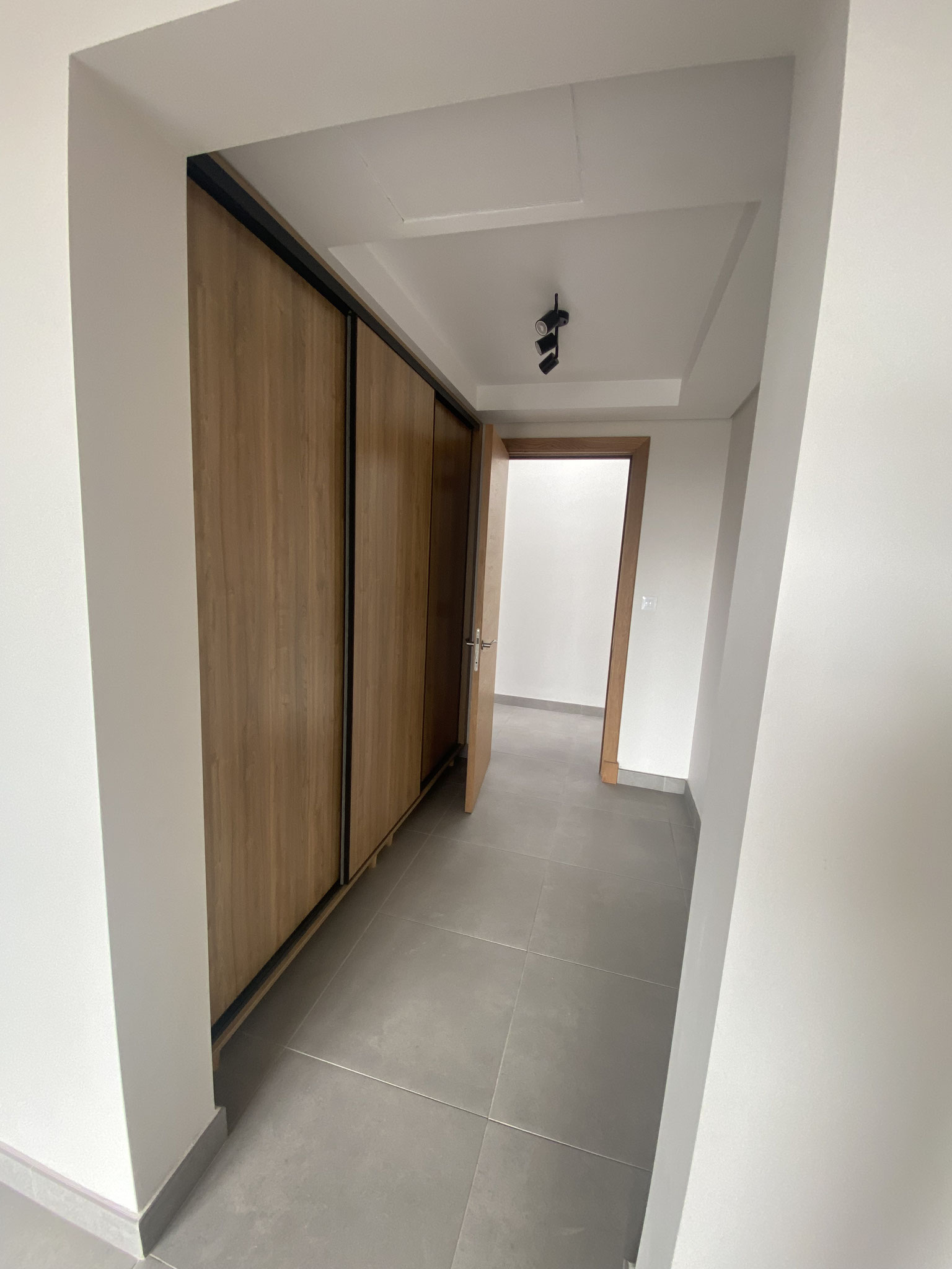nouvelle résidence SAMUDRA d'appartements et penthouses livrés Ground +2 R+2 à TROU AUX BICHES plage à pied nord Île Maurice par JINVESTY ILE MAURICE
