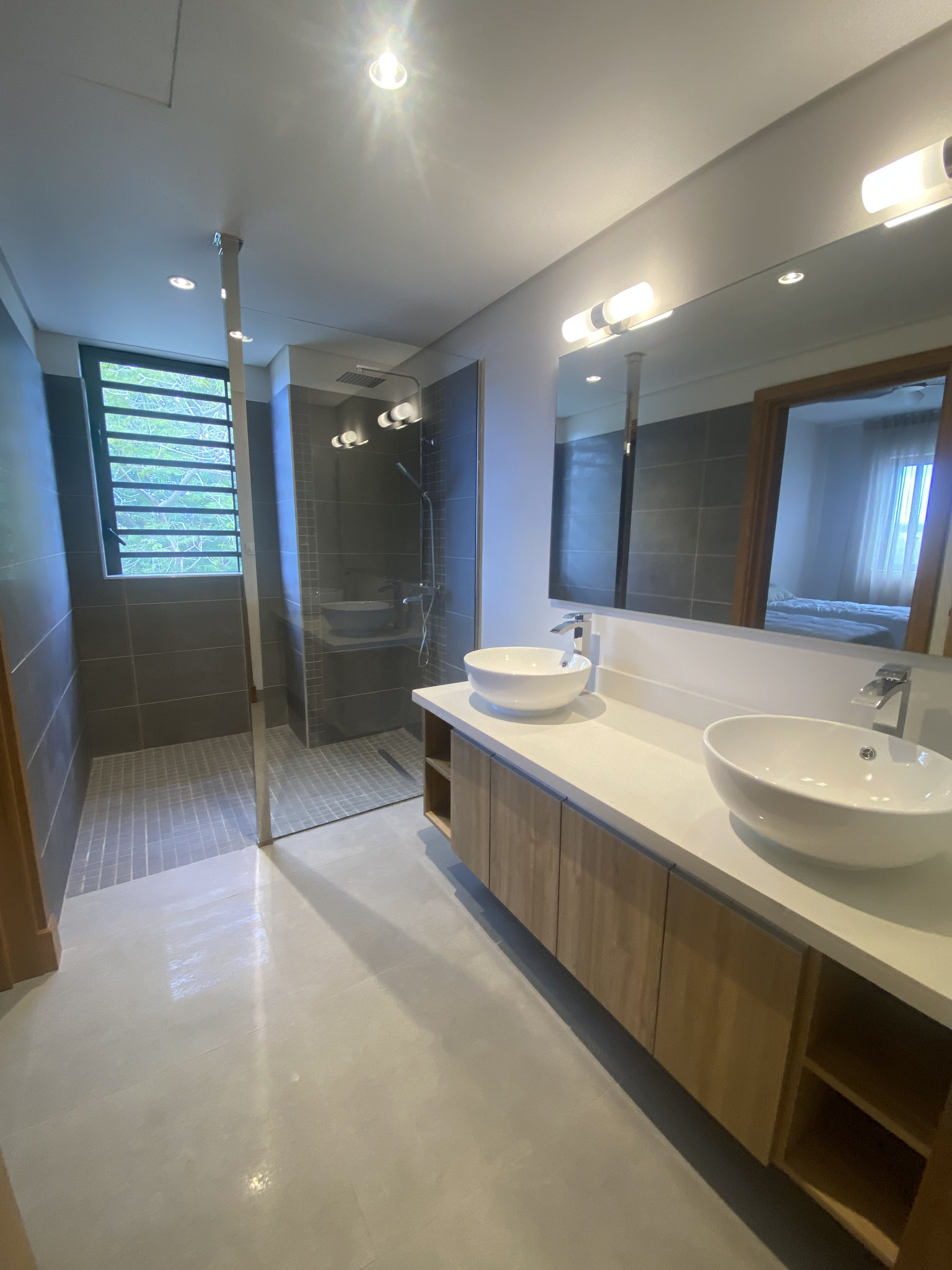 nouvelle résidence SAMUDRA d'appartements et penthouses livrés Ground +2 R+2 à TROU AUX BICHES plage à pied nord Île Maurice par JINVESTY ILE MAURICE