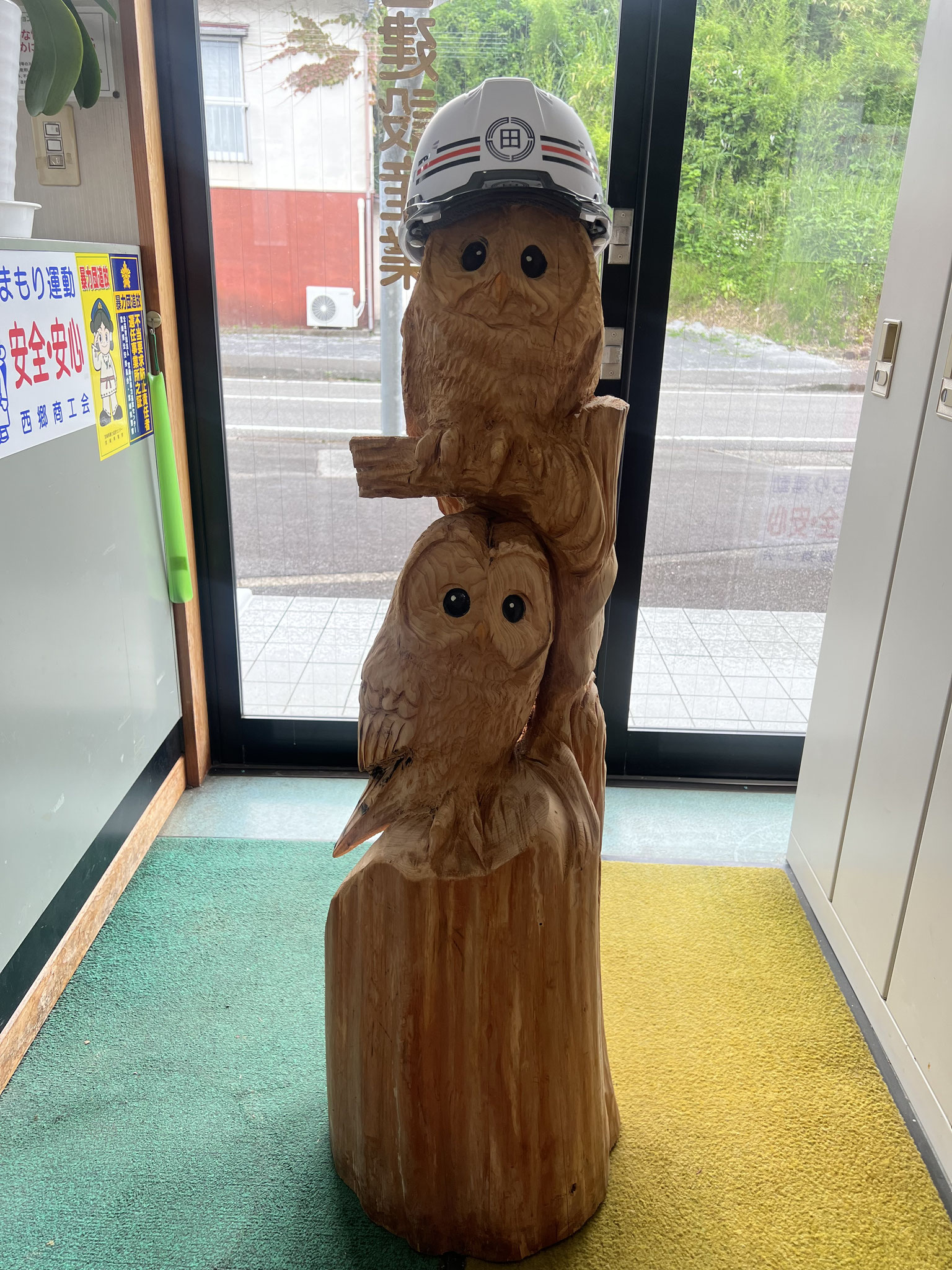 ☆入口のフクロウが目印です☆