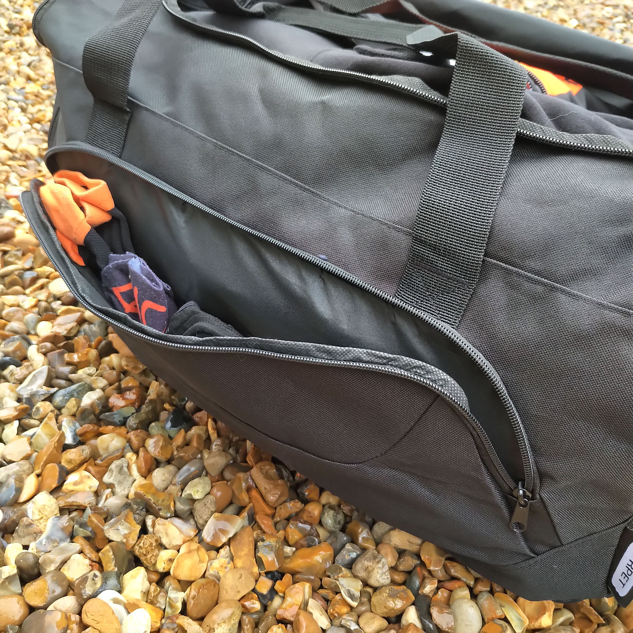 Custom Sports Bags Front Zip Pocket