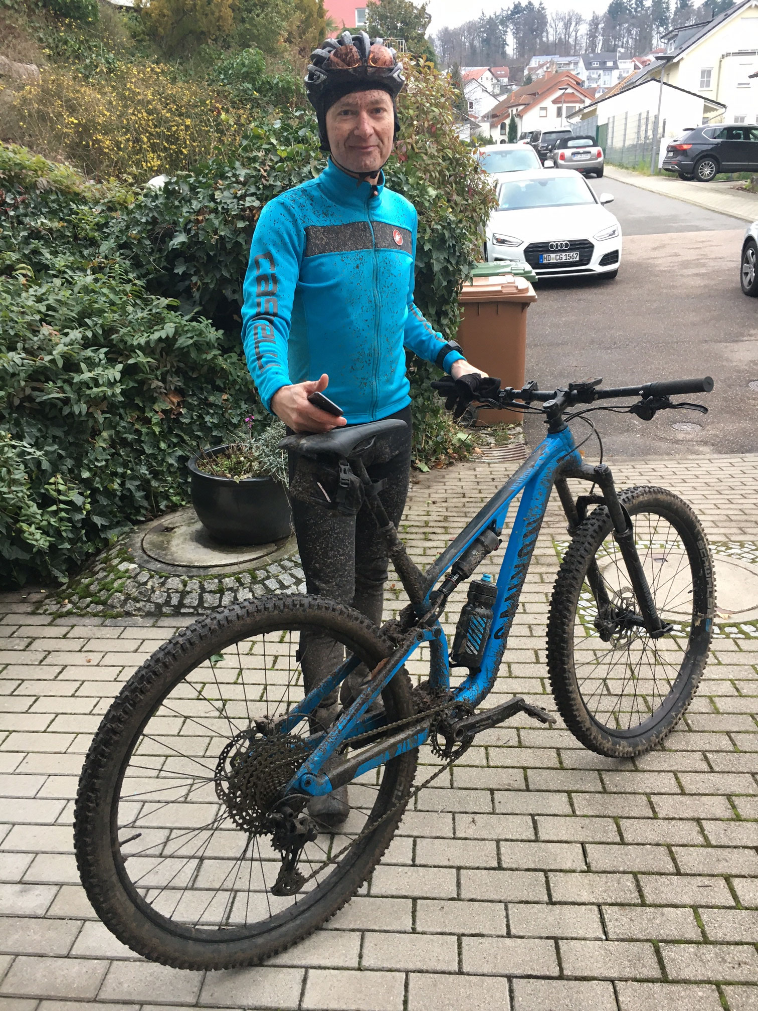 Januar 2022 - das letzte Bild von Christians MTB (aus der Garage vom Hänger geklaut)