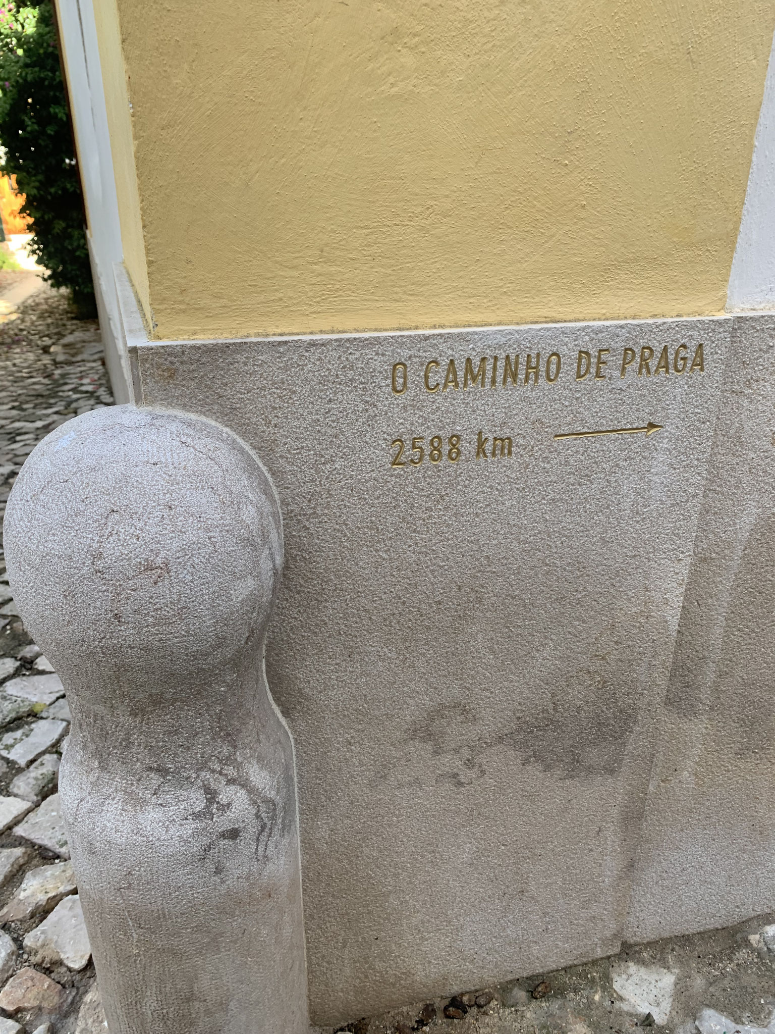 ...oder 2588 km bis Prag