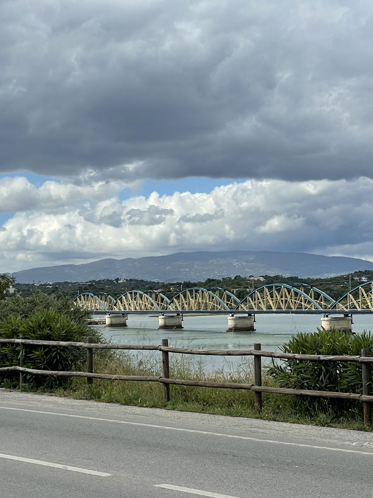 Brücke über den Fluss Arade