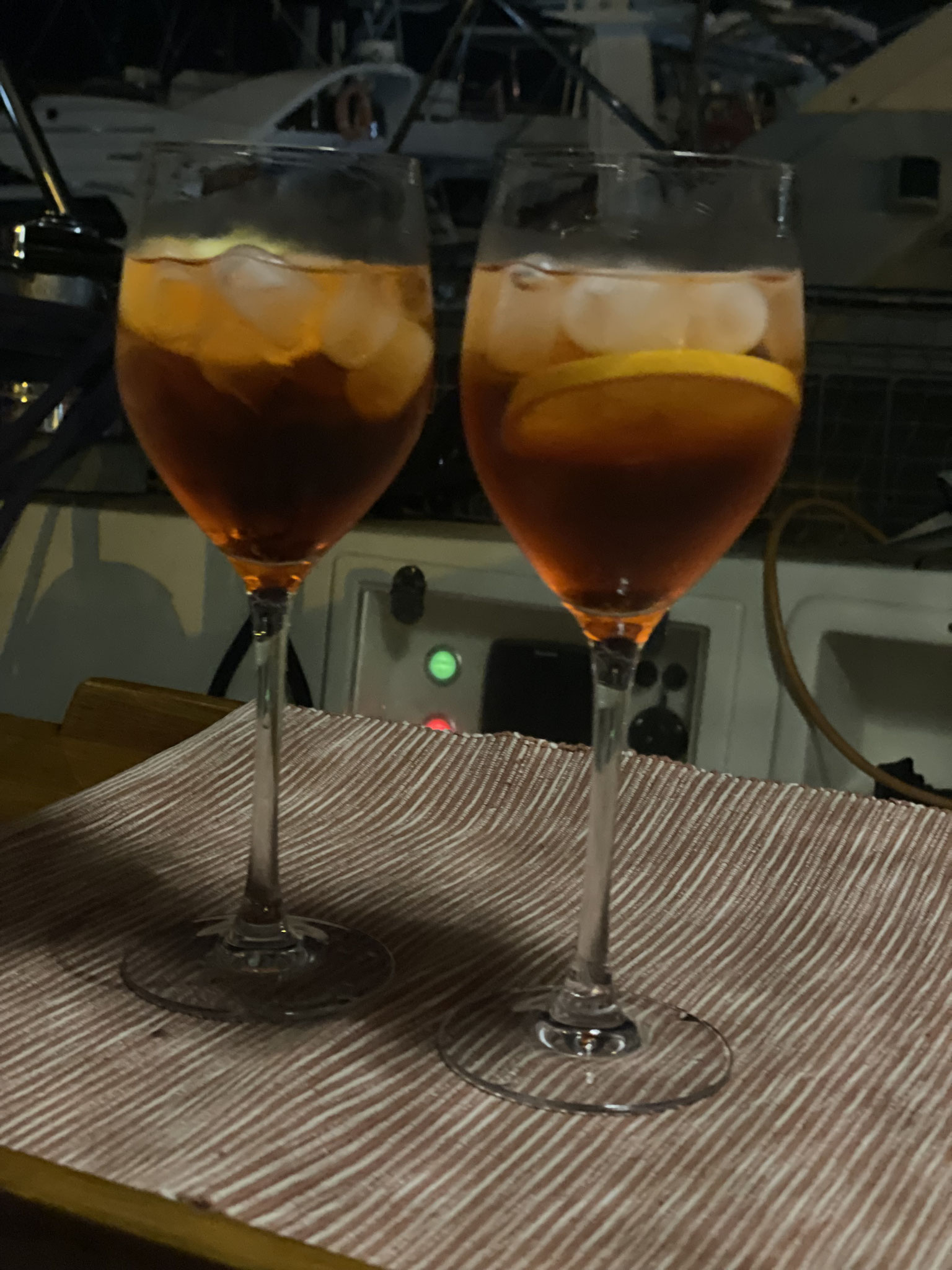 ein Sundowner im Hafen von Puerto Rico