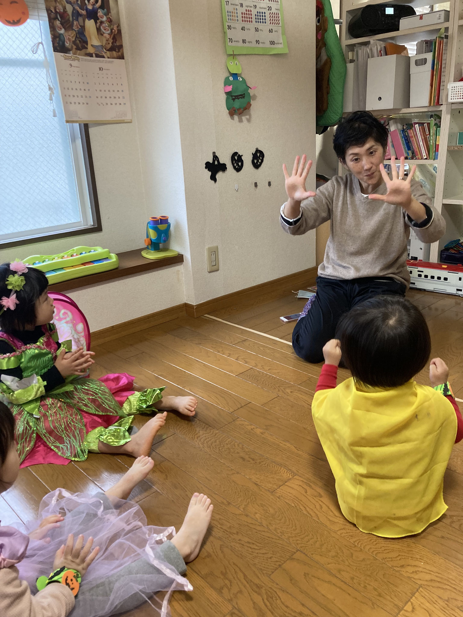 <div style=" font-size:10px; font-weight:bold;">Rhythm & Language ～音からひろがる英語の世界～<br />  9/27 13:45〜 </div>