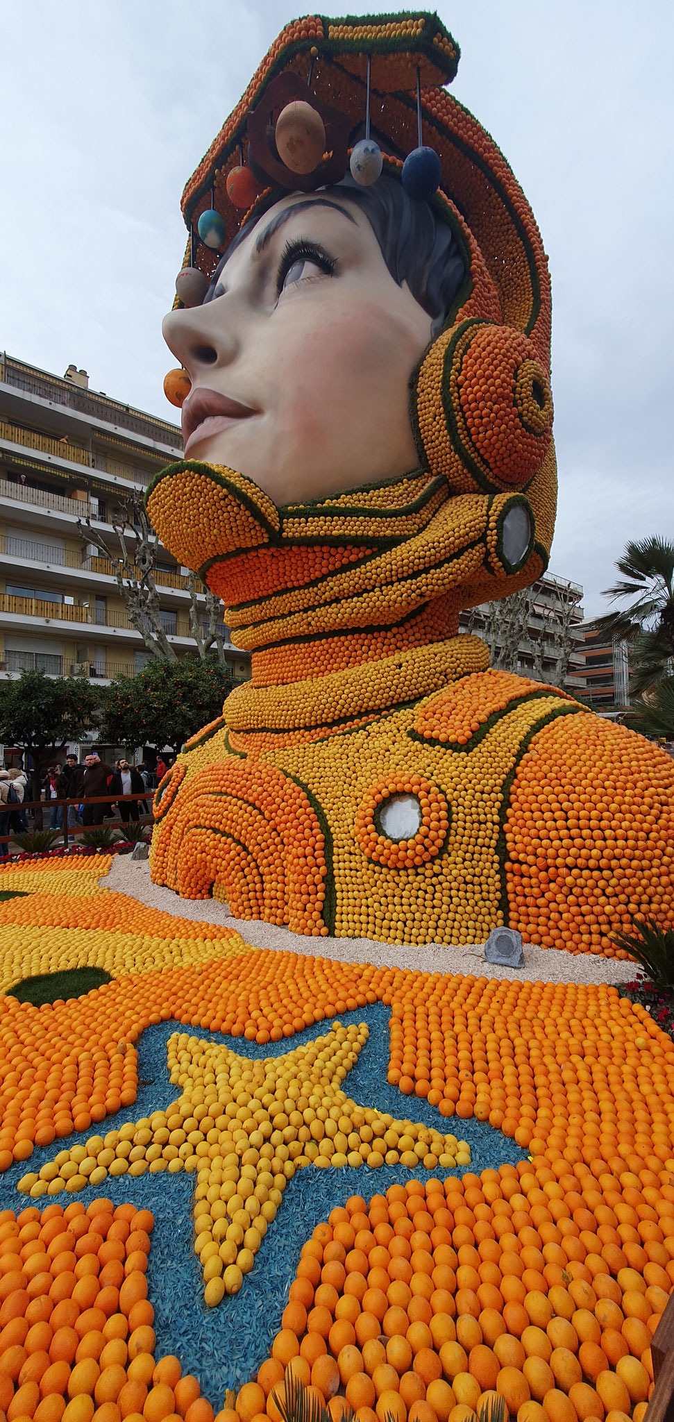 18 - Zitronenfest in Menton